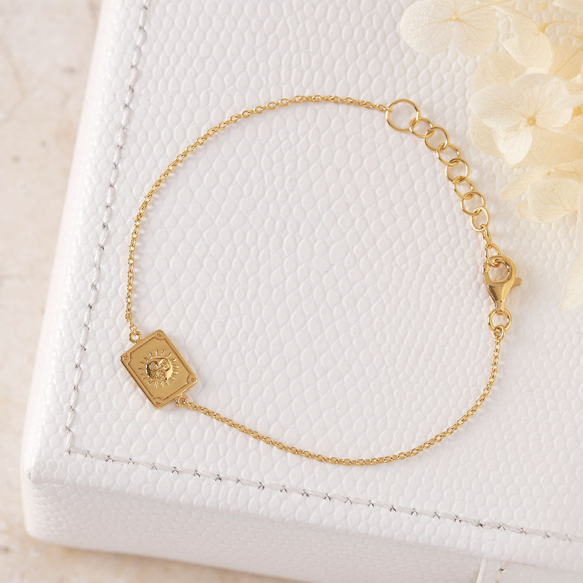 Tarot Bracelet Gold