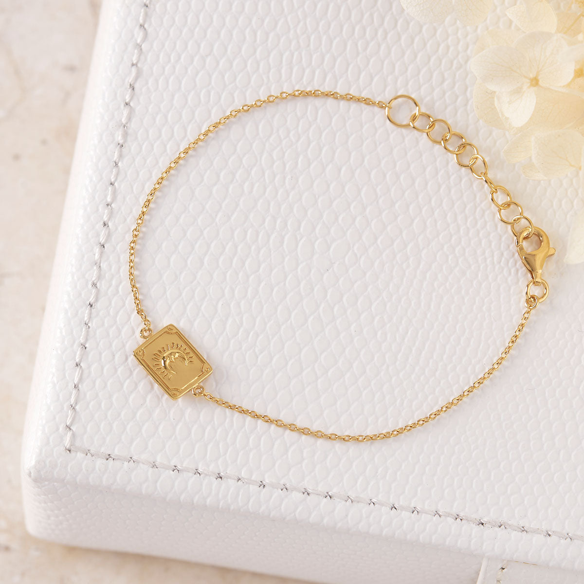 Tarot Bracelet Gold