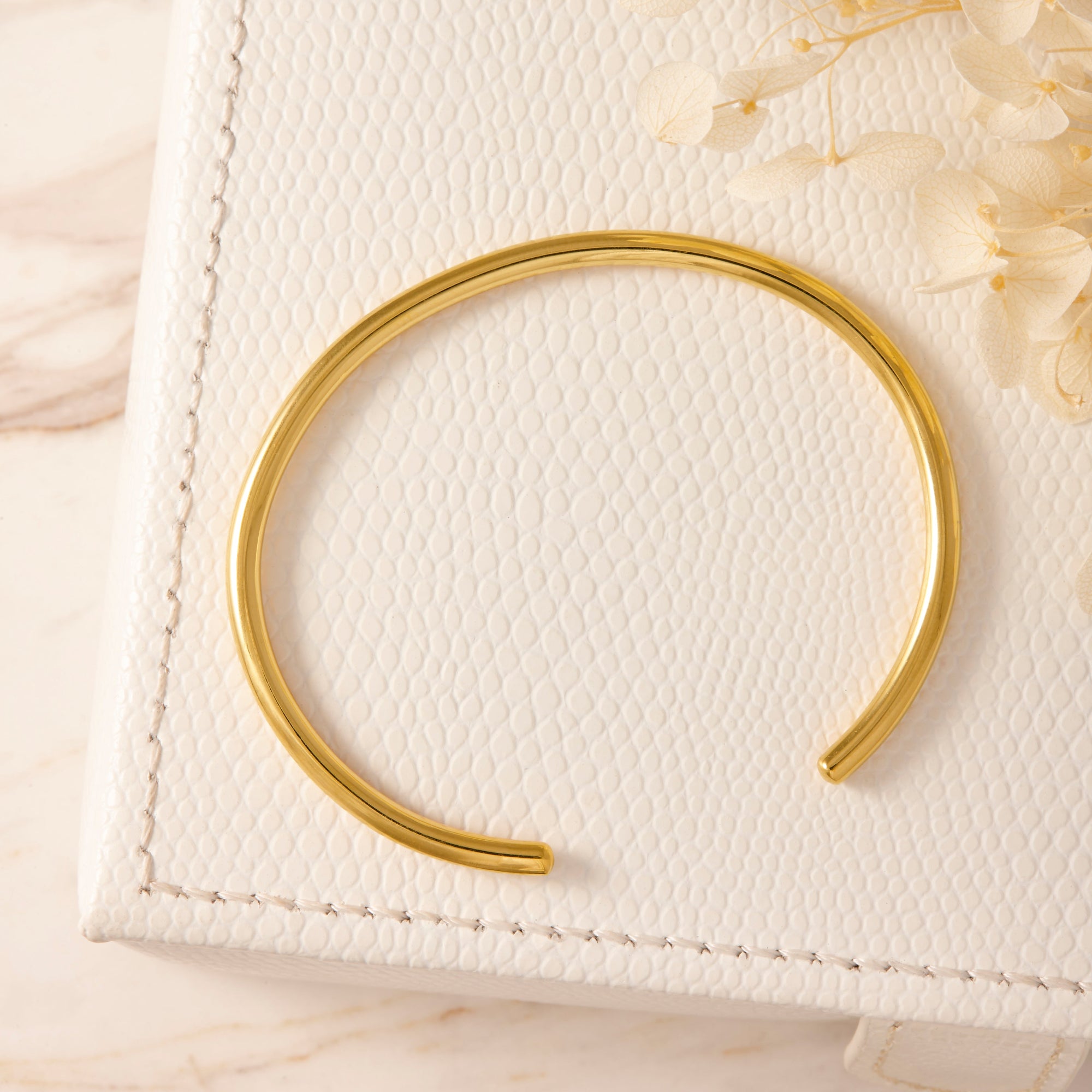 Eternal Gold Cuff