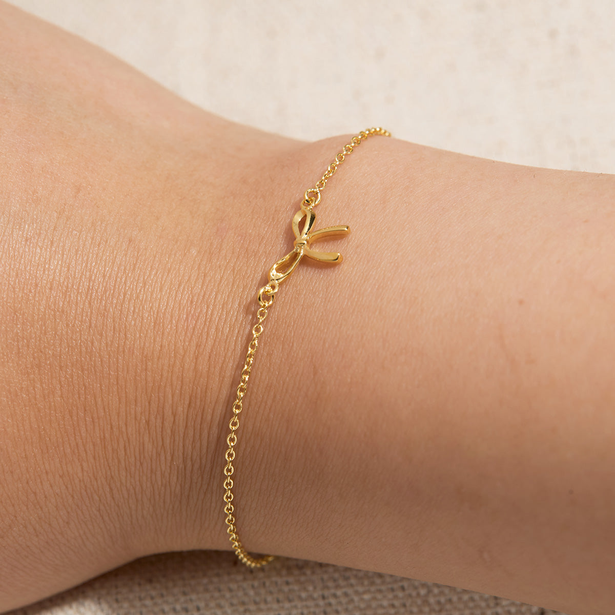 Bow Bracelet Gold
