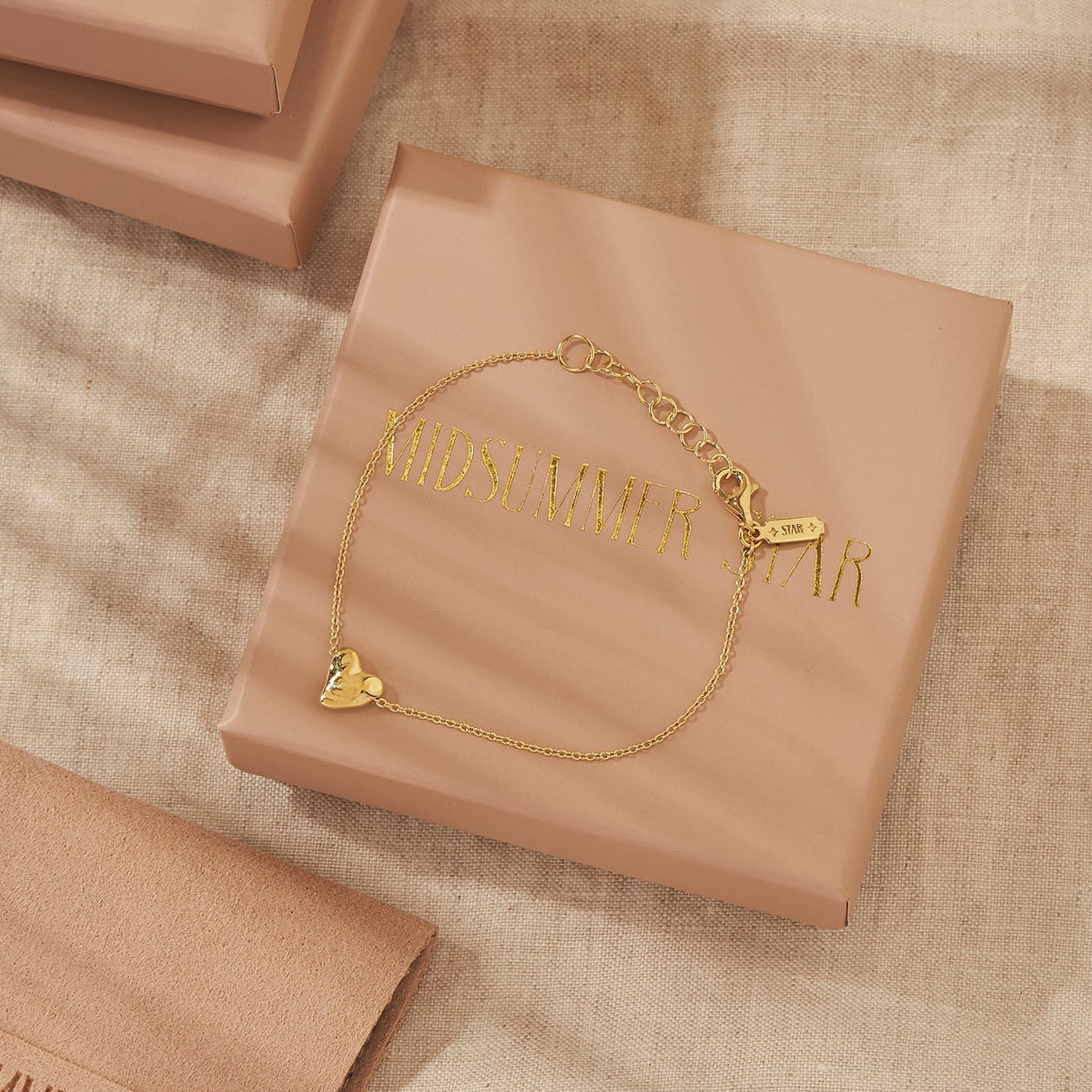 Full Heart Bracelet Gold