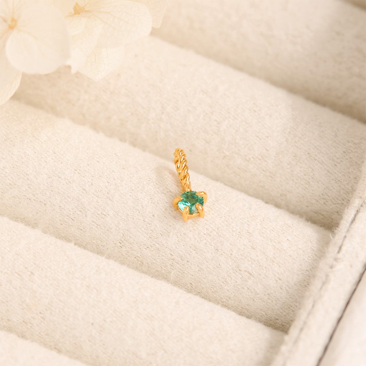 Emerald Birthstone Gold Neck Charm