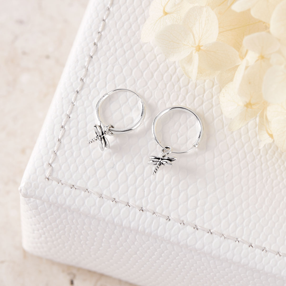 Dainty Dragonfly Sleepers