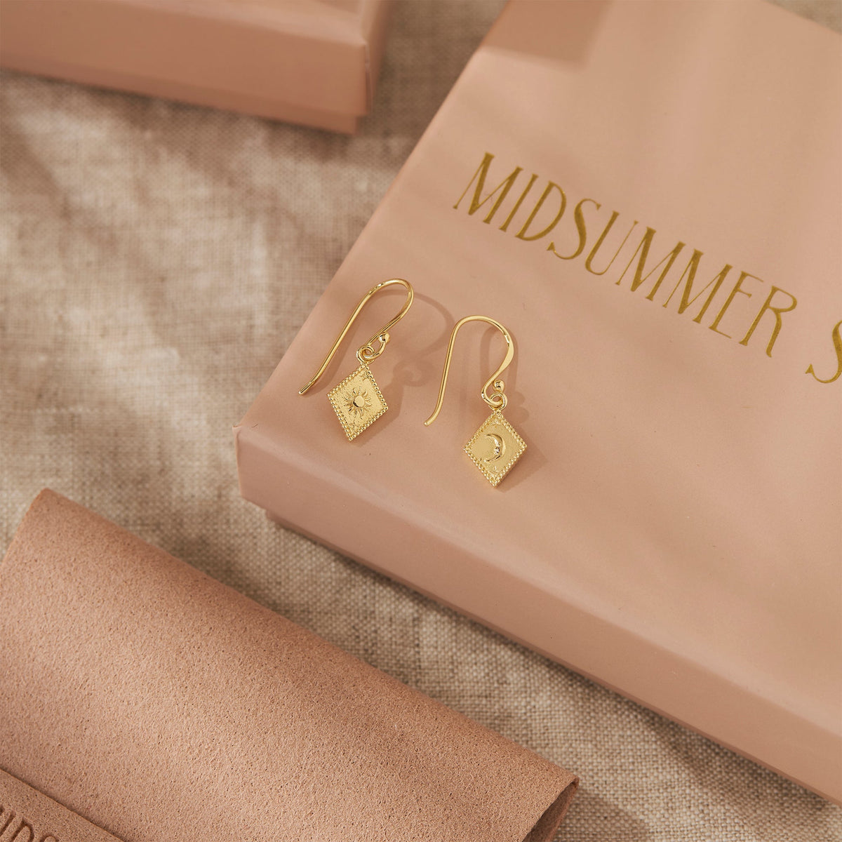 Solunar Earrings Gold