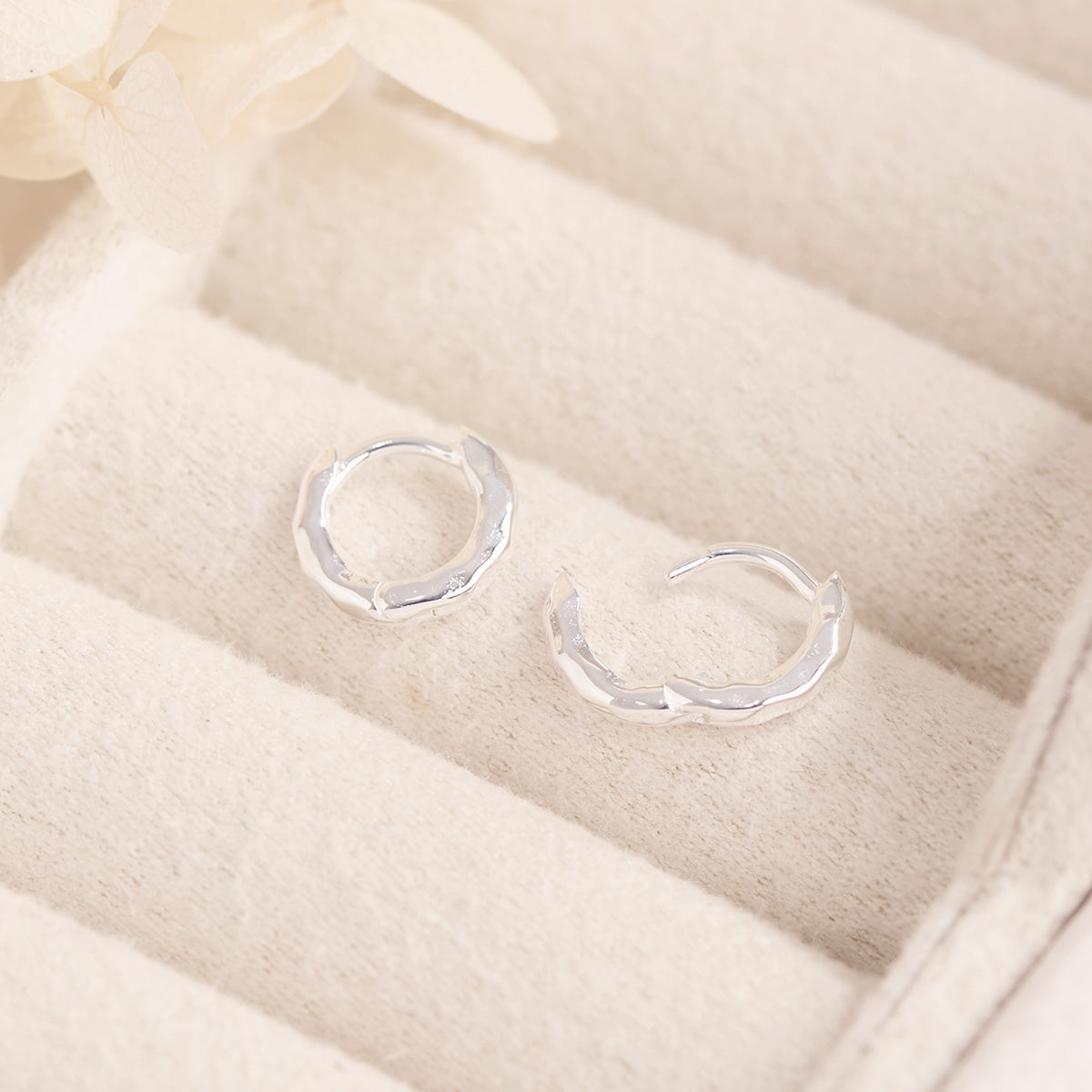 Micro Ripple Huggies