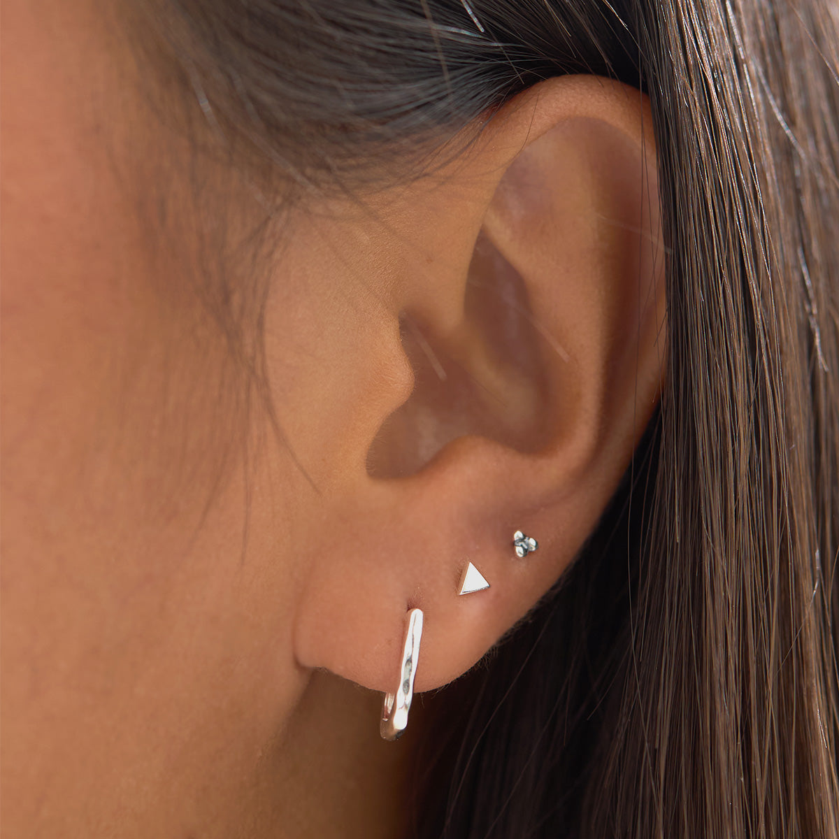 Delicate Eternity Textured Huggies Small