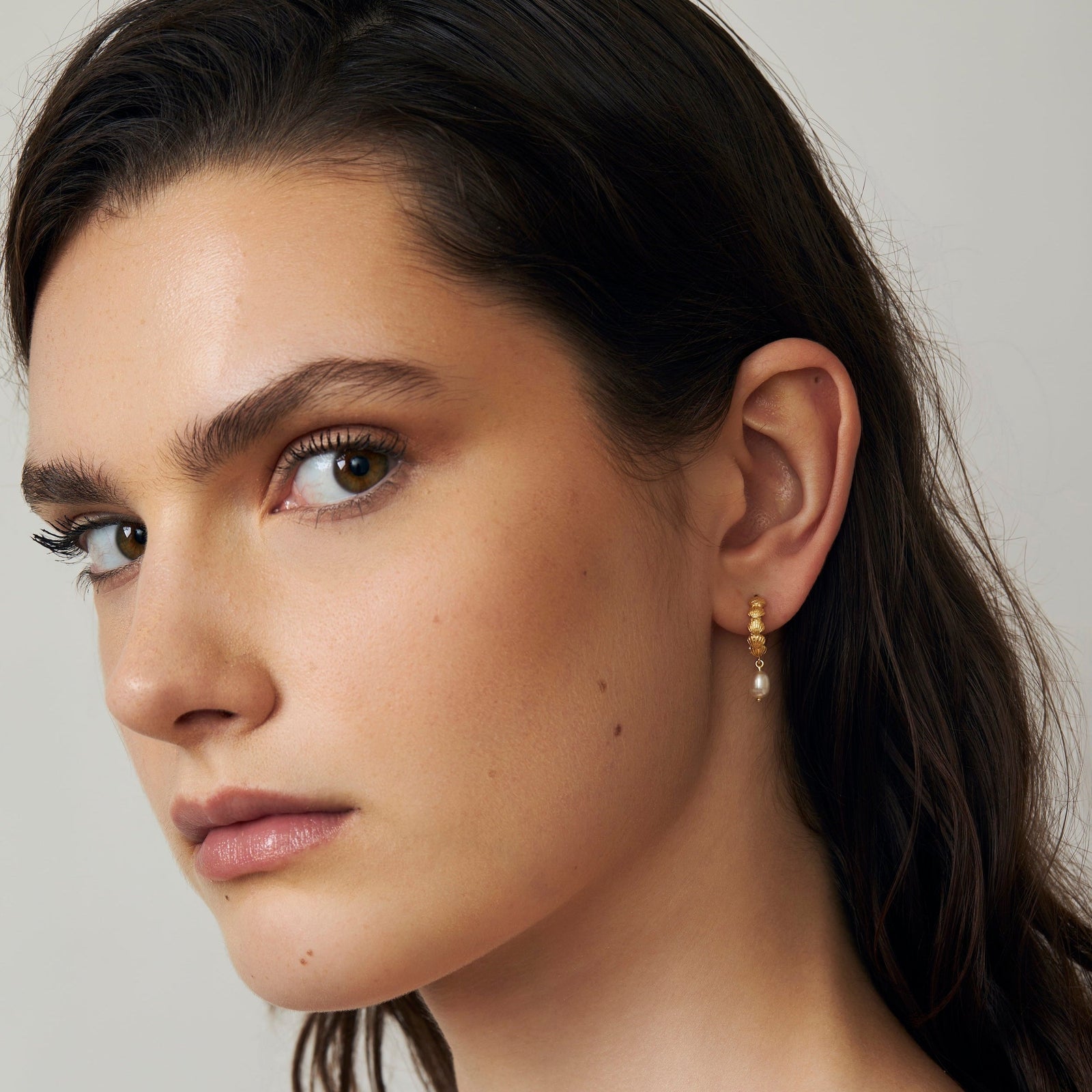 Ethereal Shellsong Huggies Gold