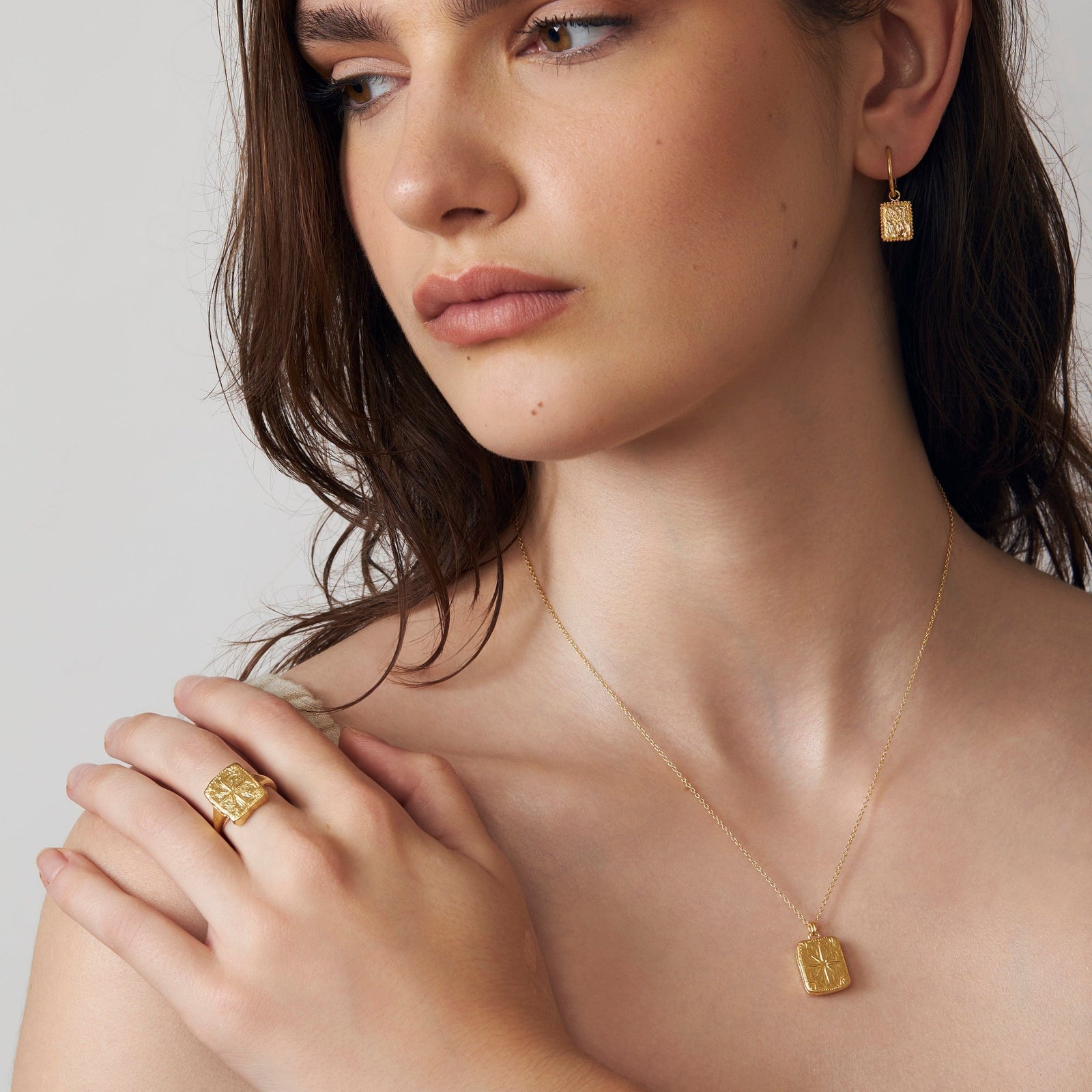 Starseed Locket Gold