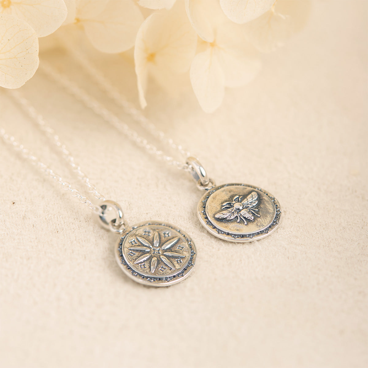 Shining Bee Necklace