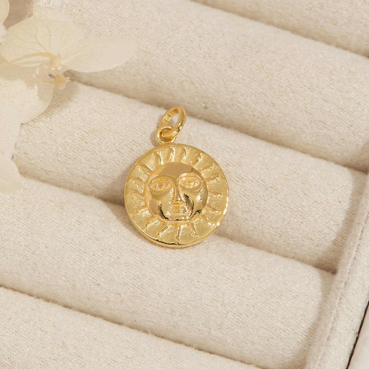 Sun and Moon Tarot Neck Charm Gold