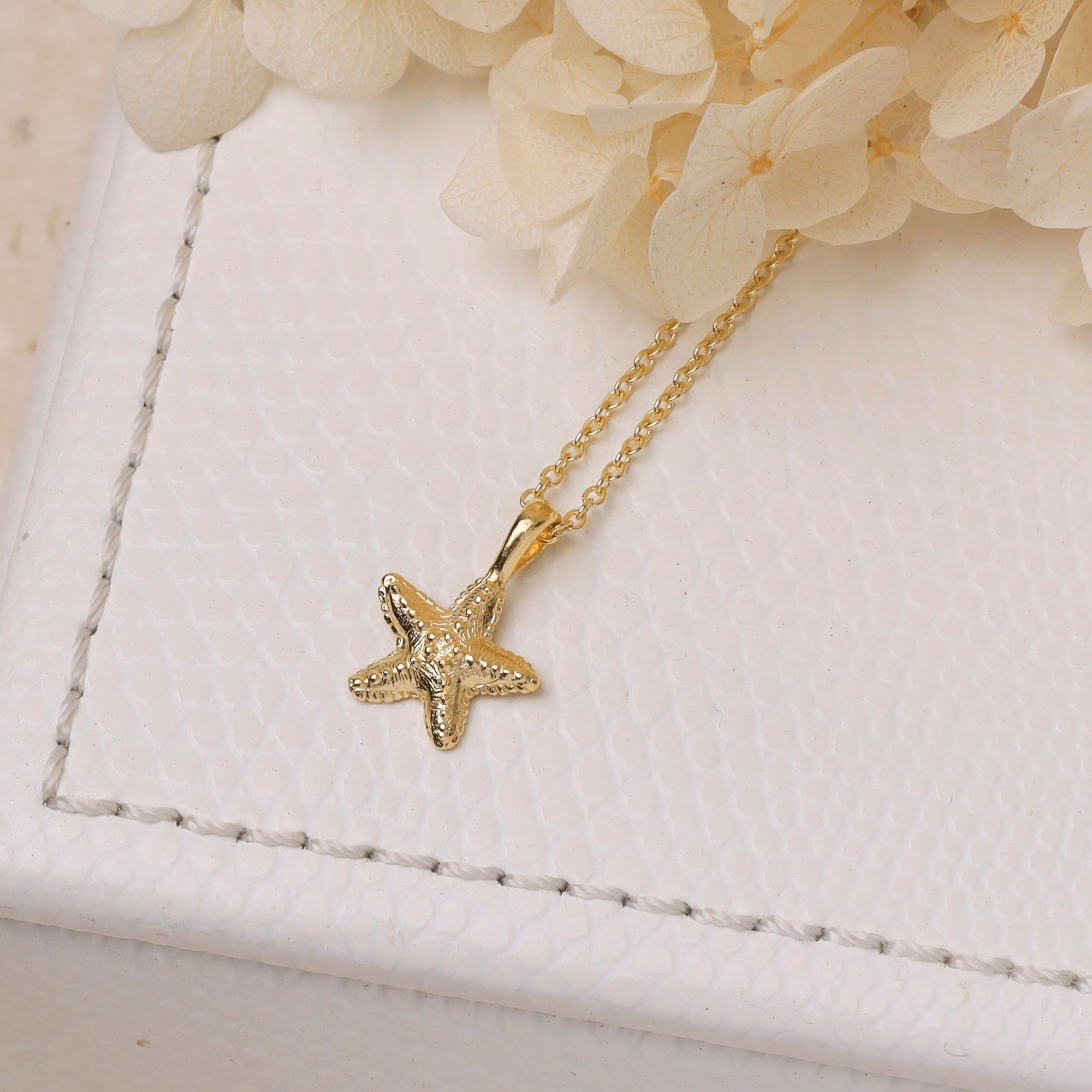 Dainty Starfish Necklace Gold - Arriving 10th September