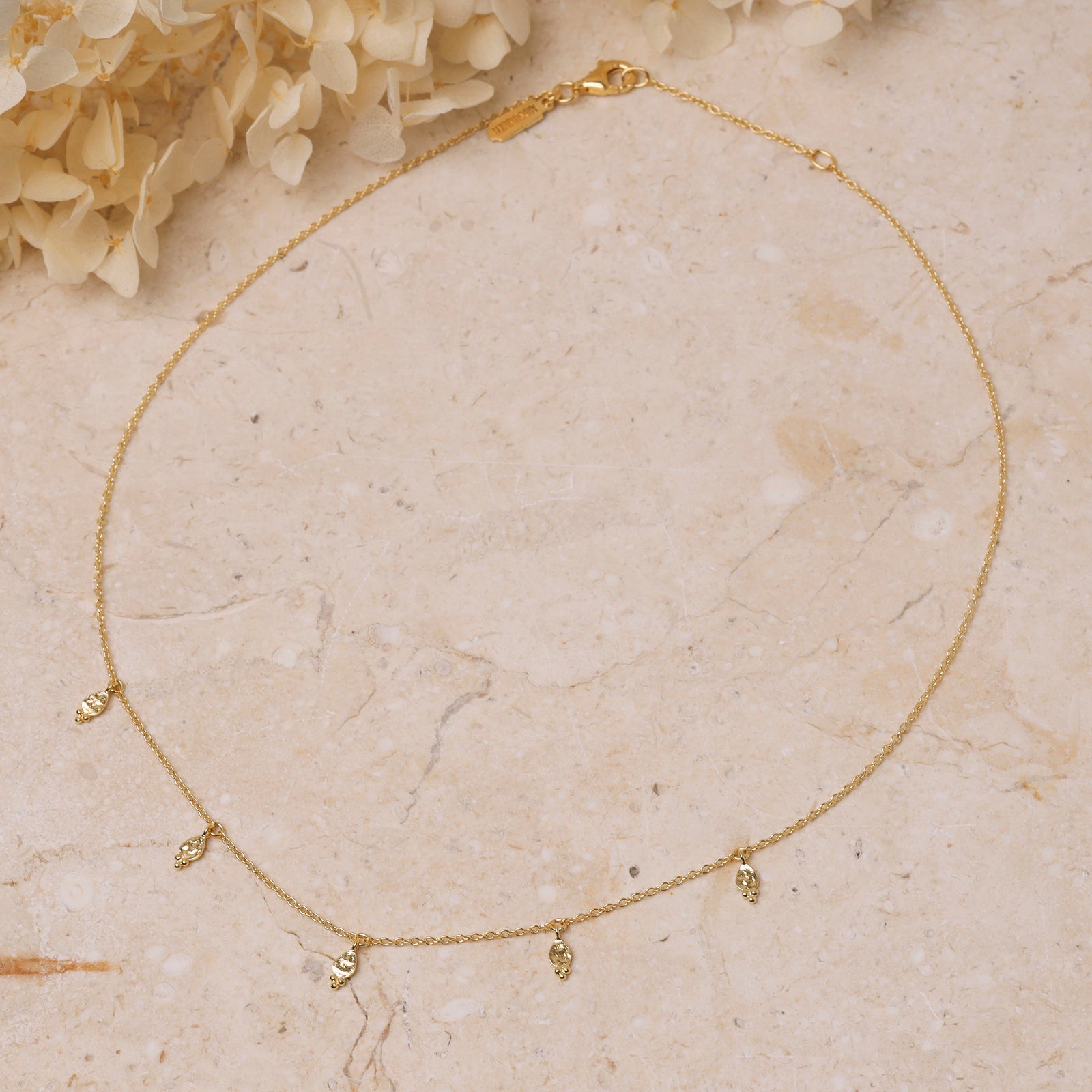 Glistening Drops Choker Gold