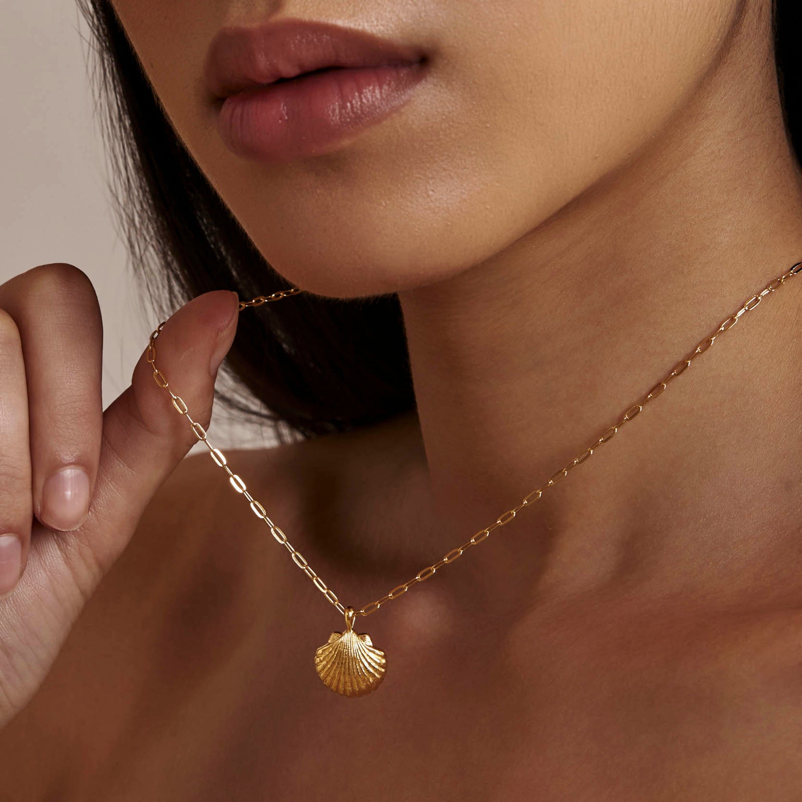 Sandshell Necklace Gold