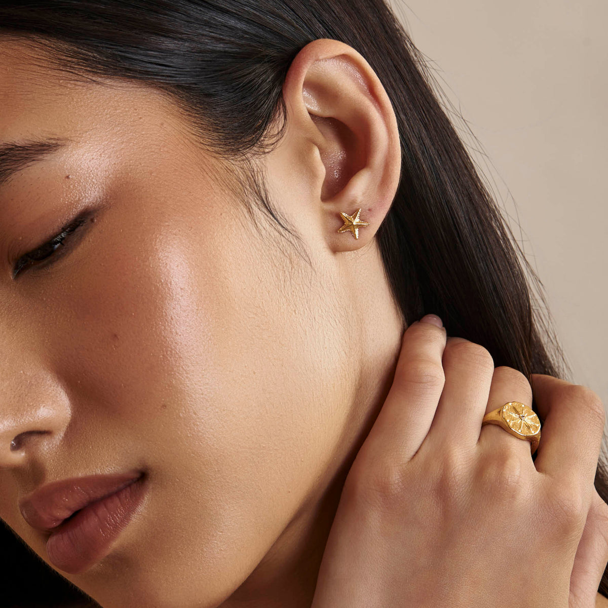 Dainty Starfish Studs Gold