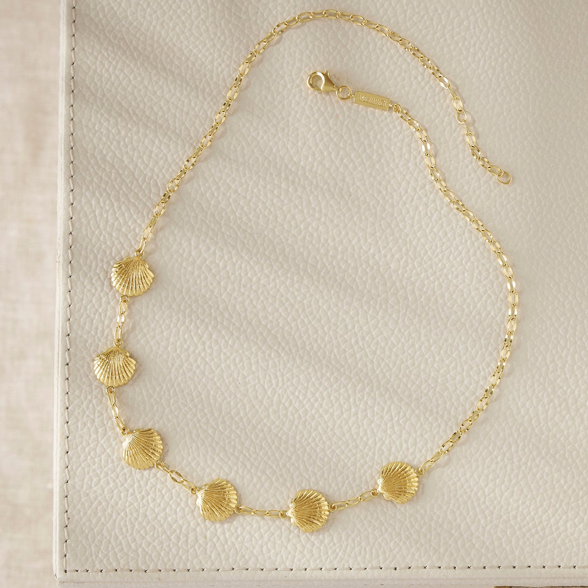 Sandshell Symphony Necklace Gold