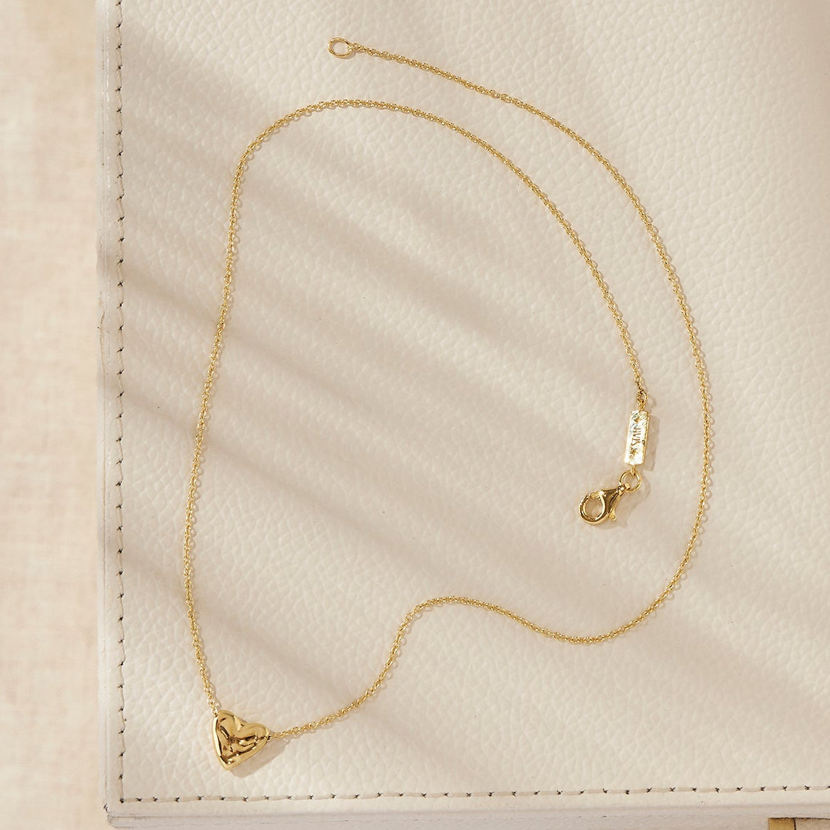 Full Heart Necklace Gold