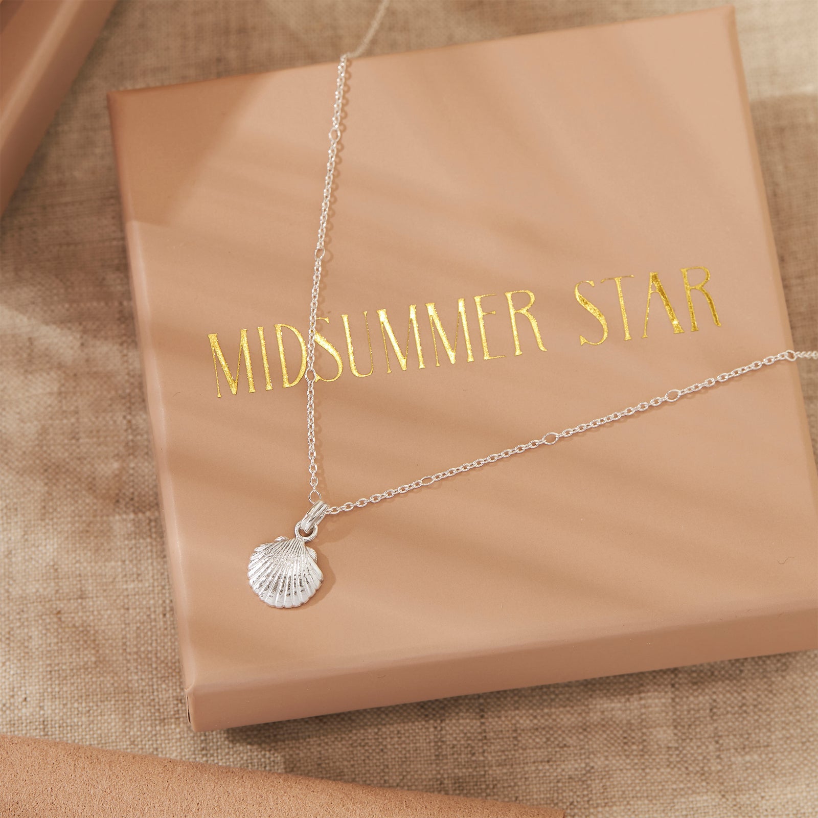 Textured Seashell Necklace