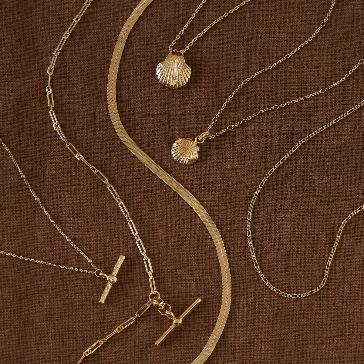 Textured Seashell Necklace Gold