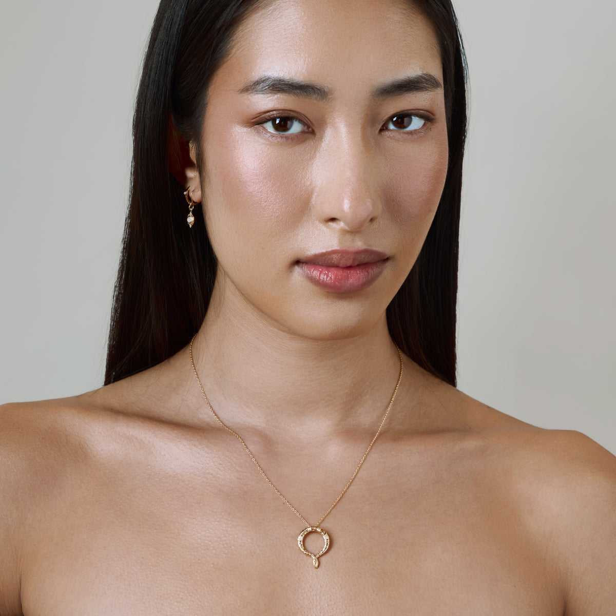 Lunara Serpent Necklace Gold