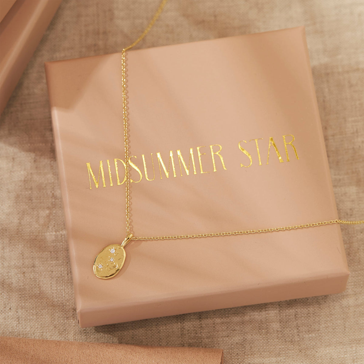 Celeste Pendant Necklace Gold