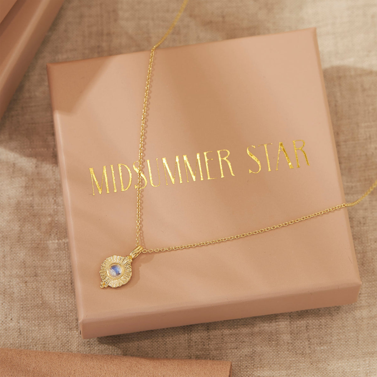 Veya Moonstone Necklace Gold