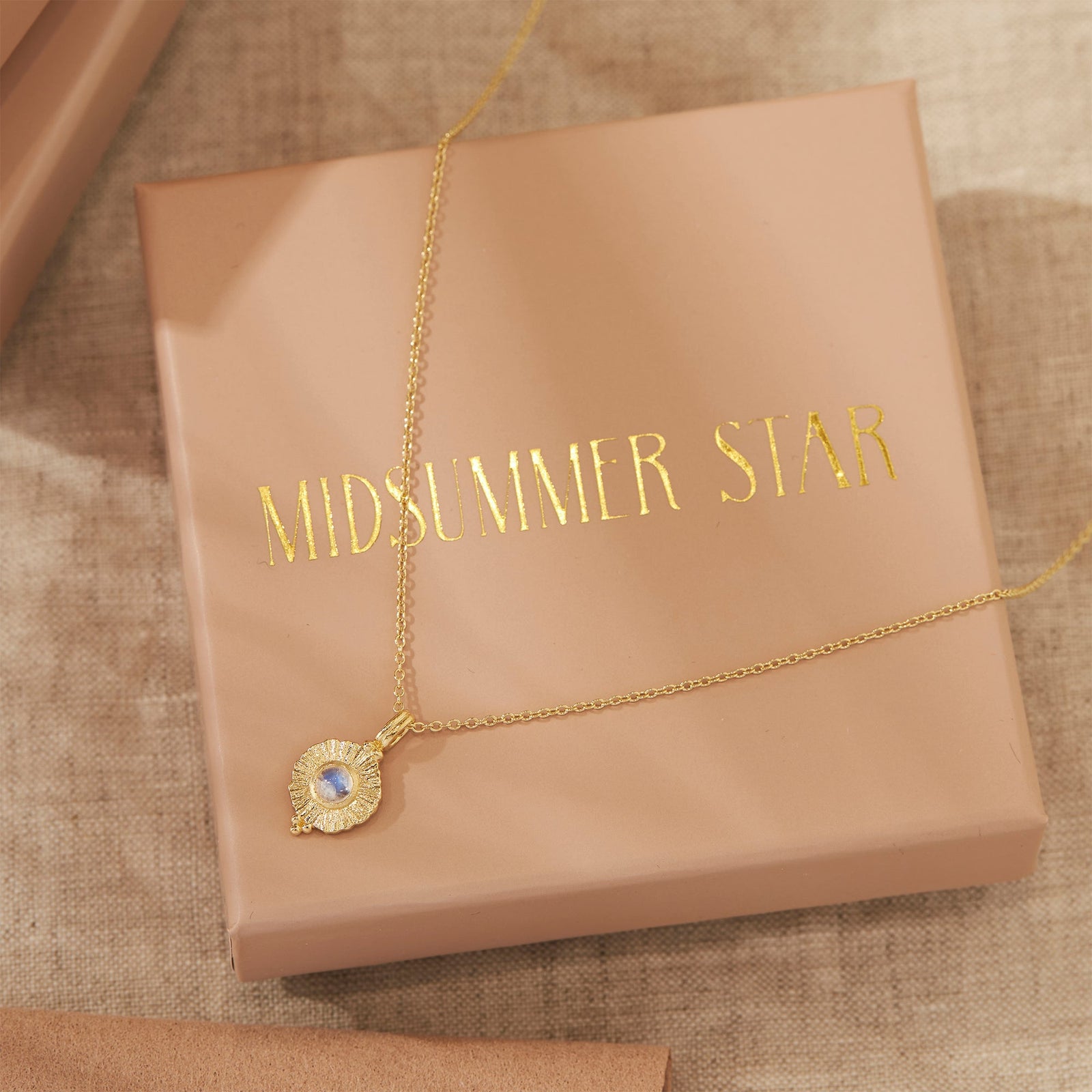 Veya Moonstone Necklace Gold