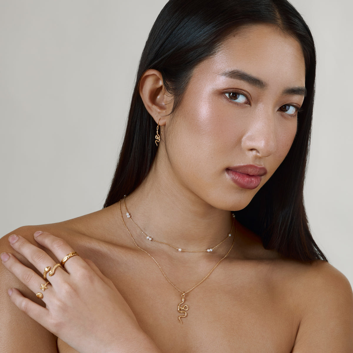 Nami Pearl Necklace Gold