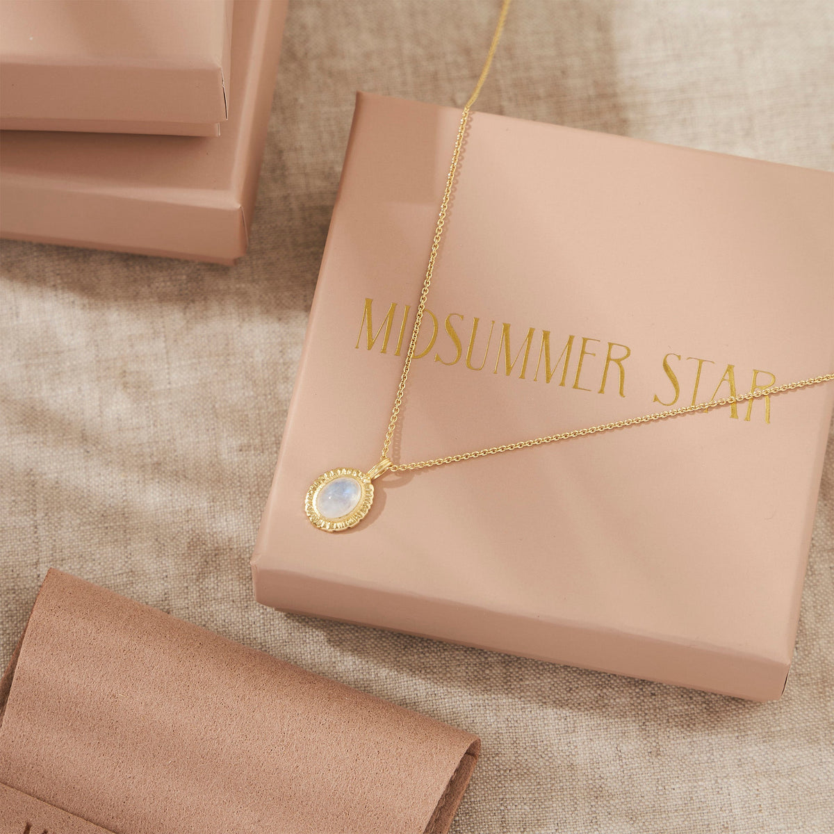 Meridian Moonstone Necklace Gold