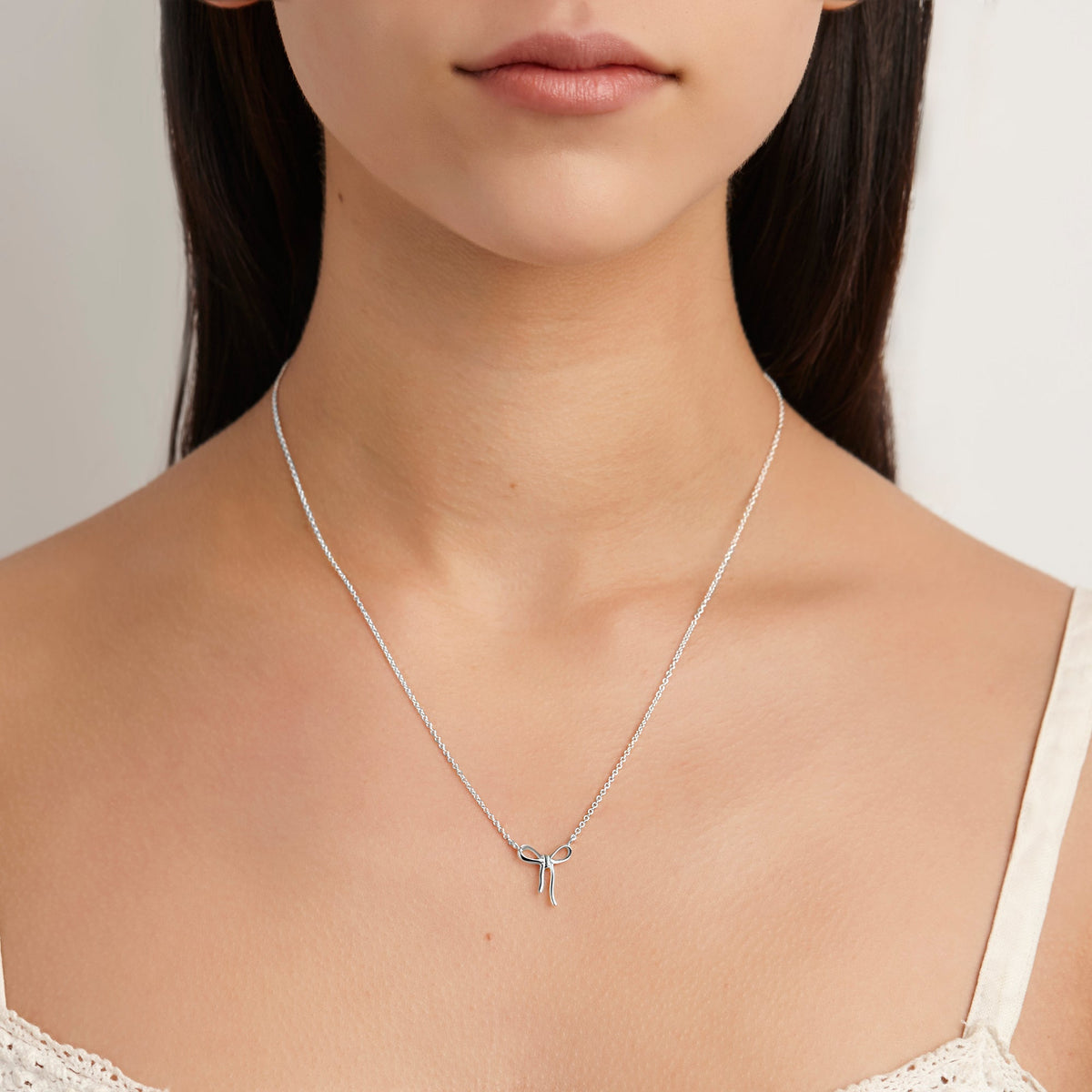 Bow Necklace