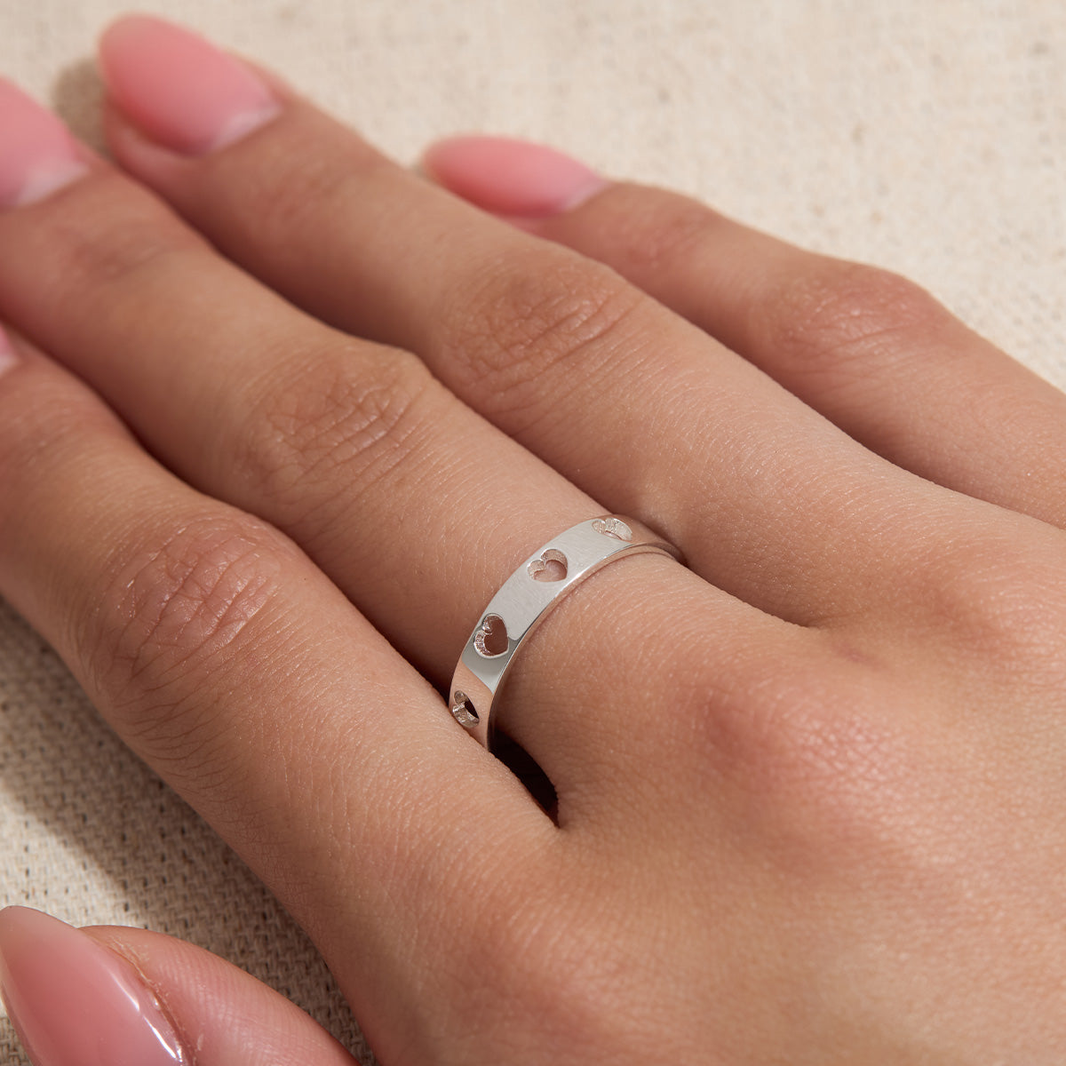 Heart Band Ring