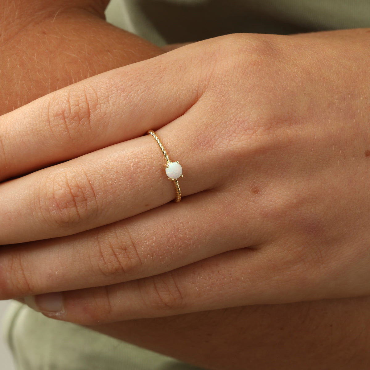 Entwined Opal Ring Gold