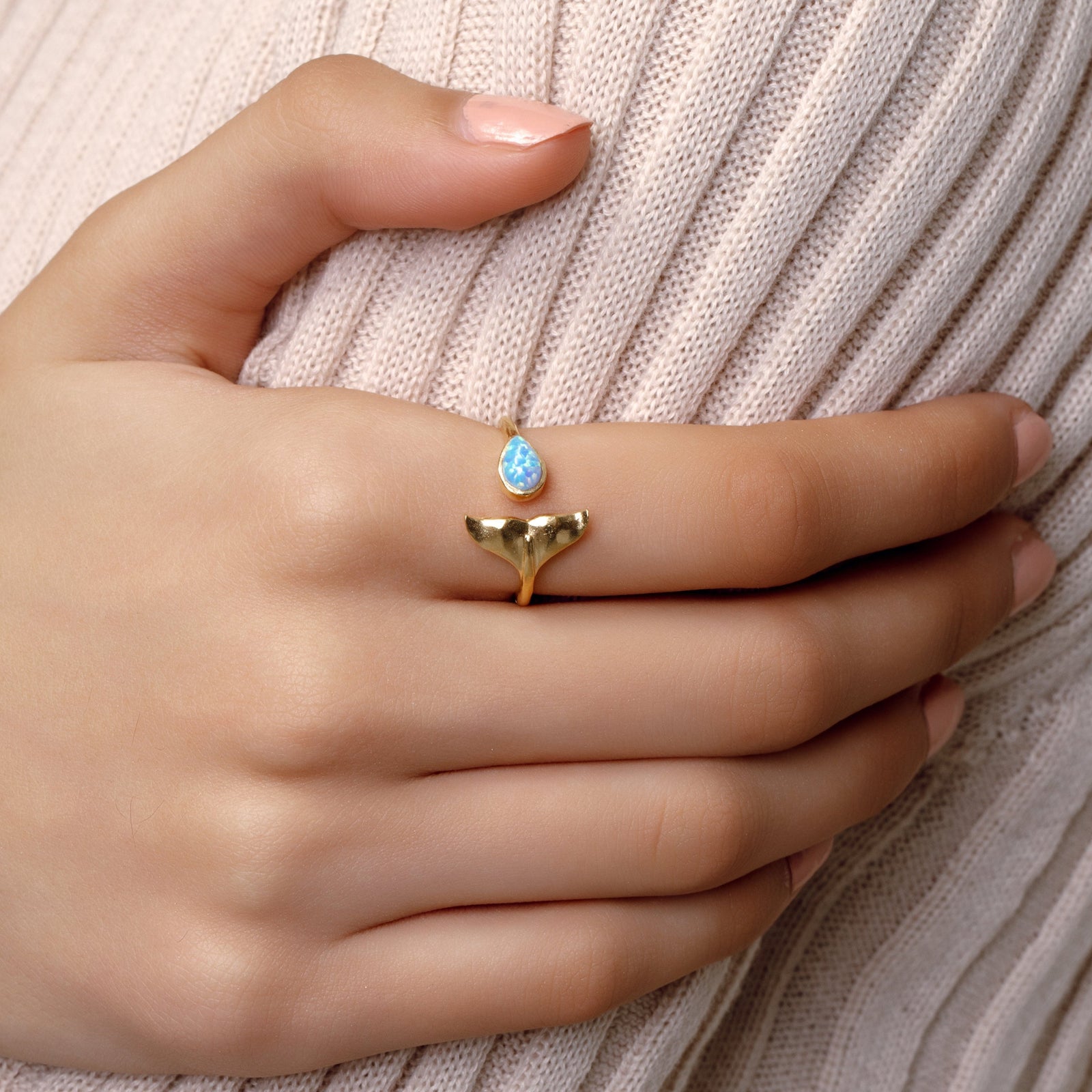 Whale Tail Opal Ring Gold