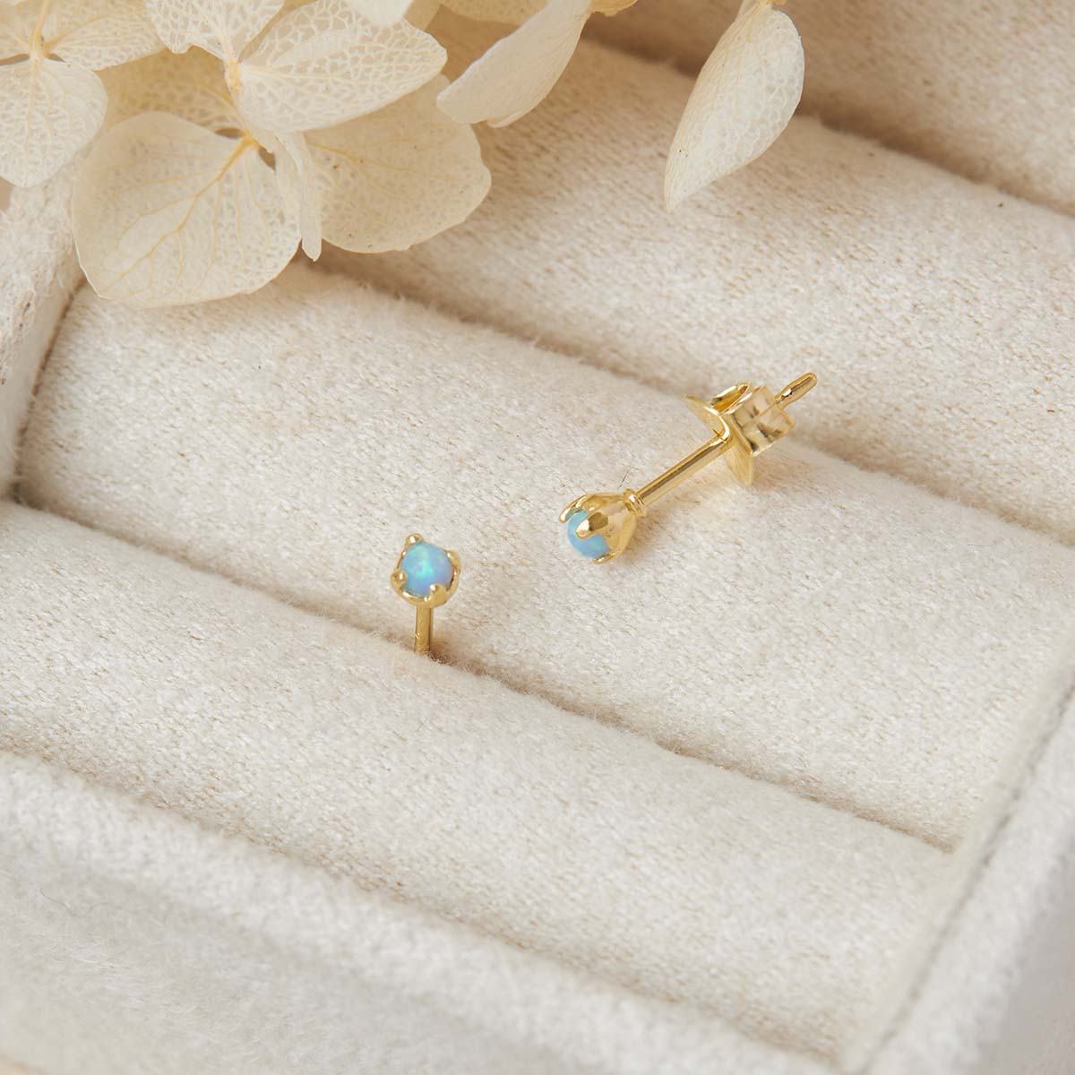 Delicate Opaline Studs Gold