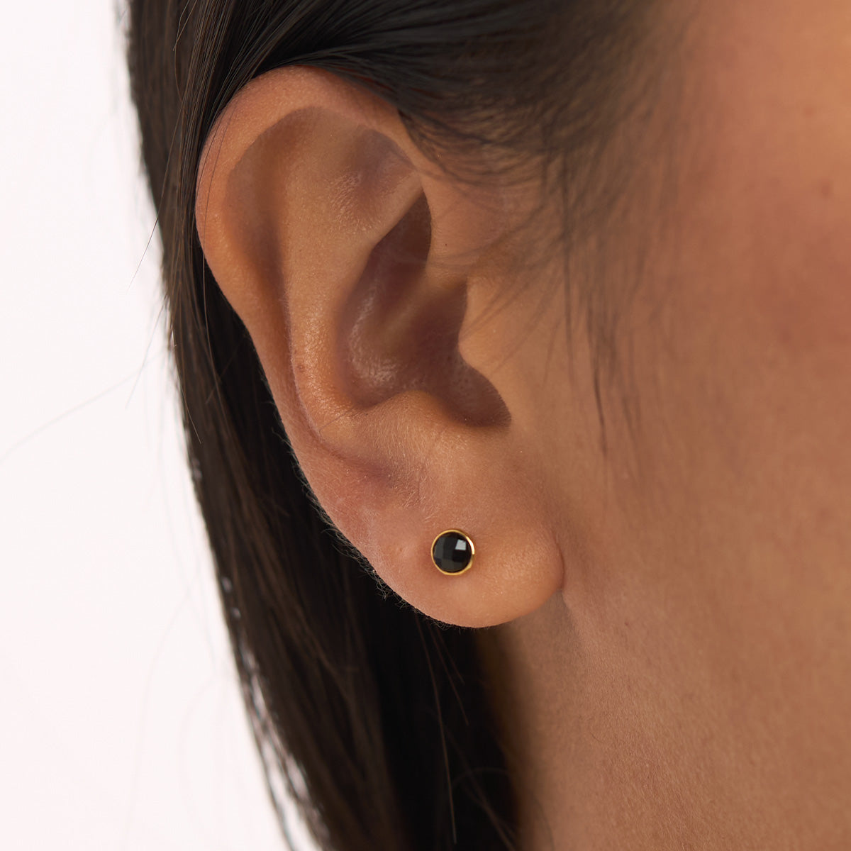 Dainty Round Onyx Gold Studs