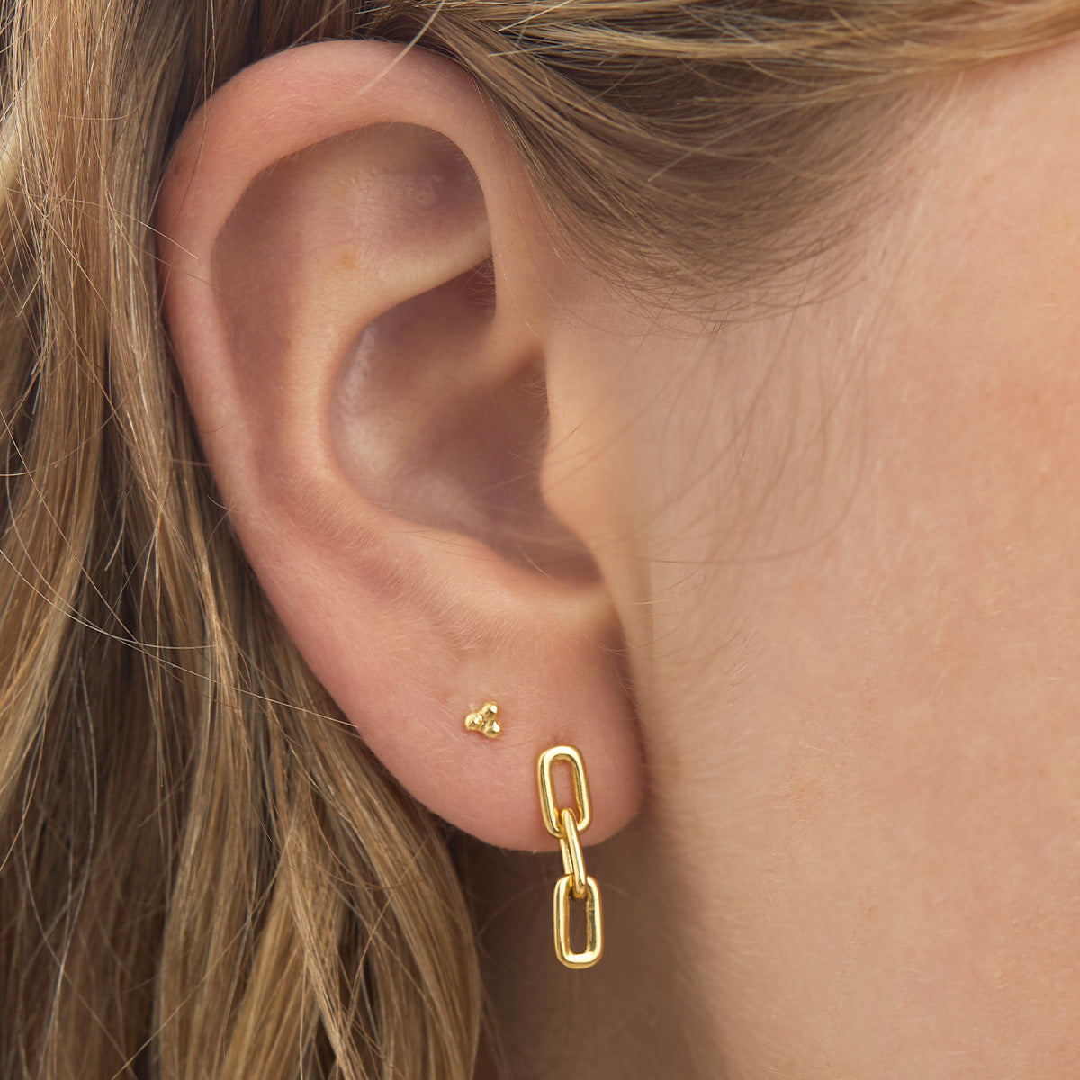 Link Drop Studs Gold - Preorder