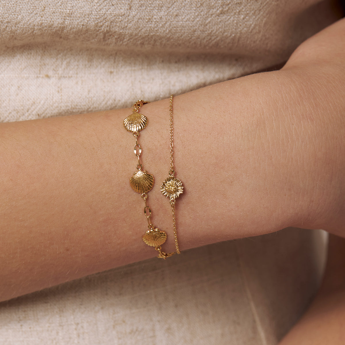 Wild Sunflower Bracelet Gold