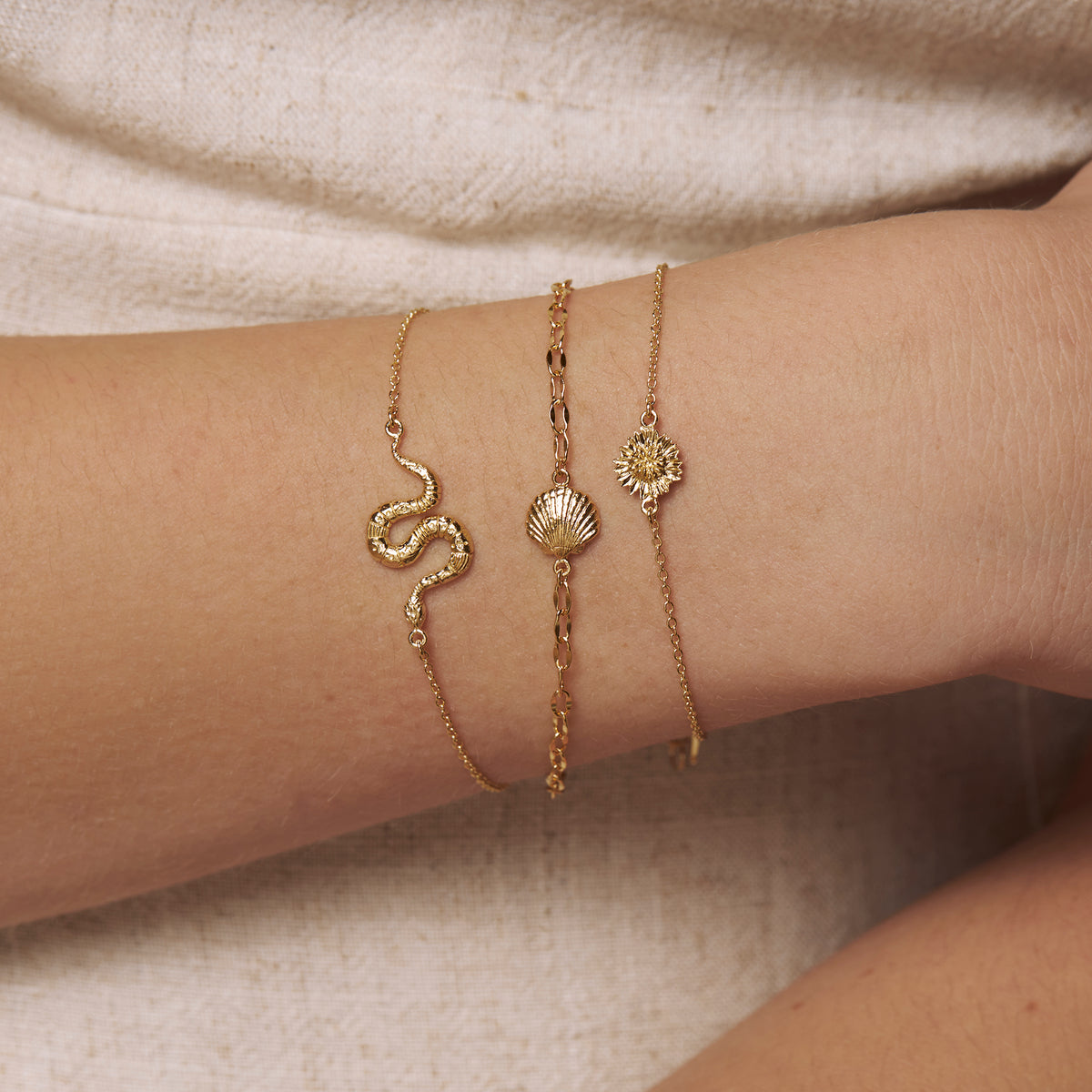 Lunara Serpent Bracelet Gold