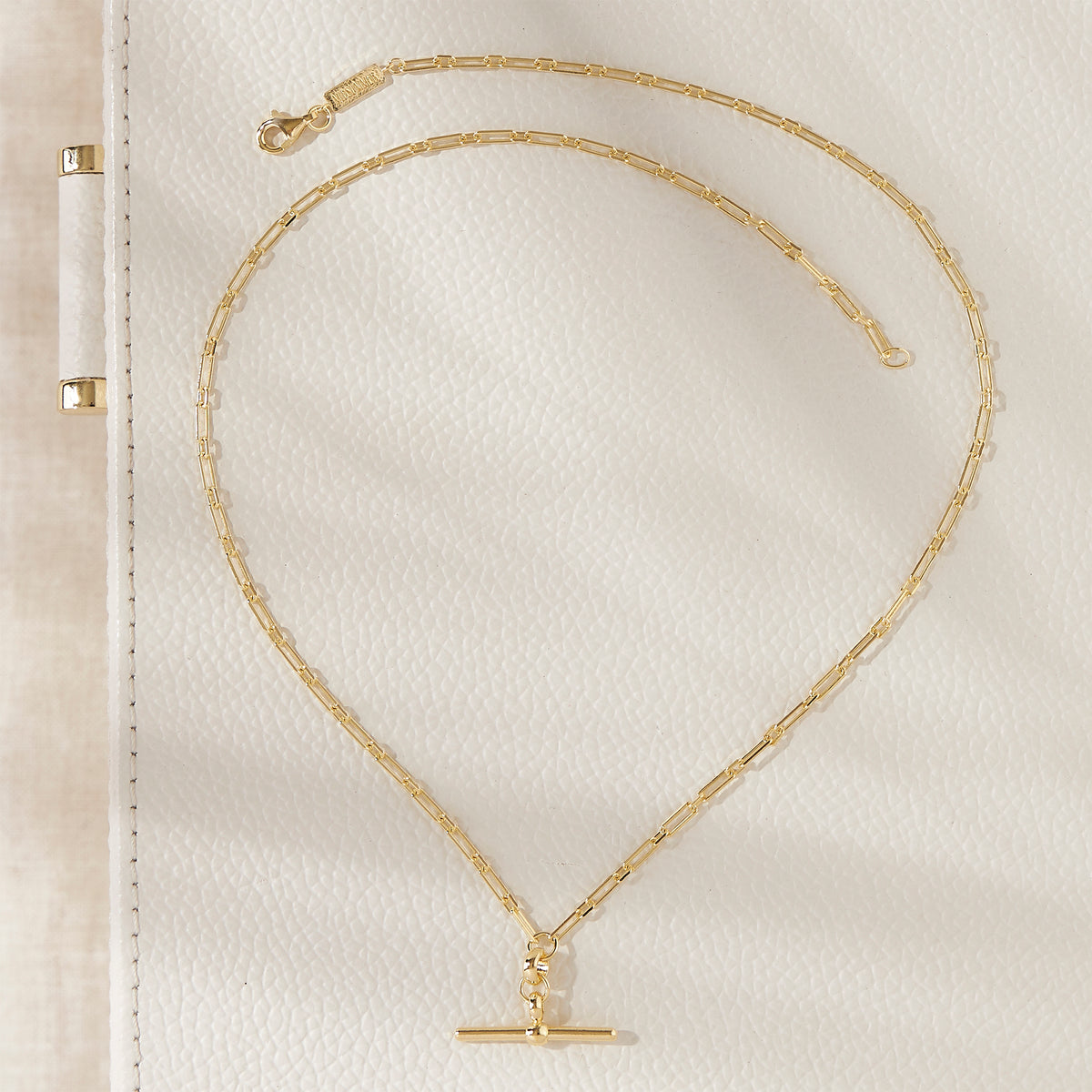 Bar Necklace Gold