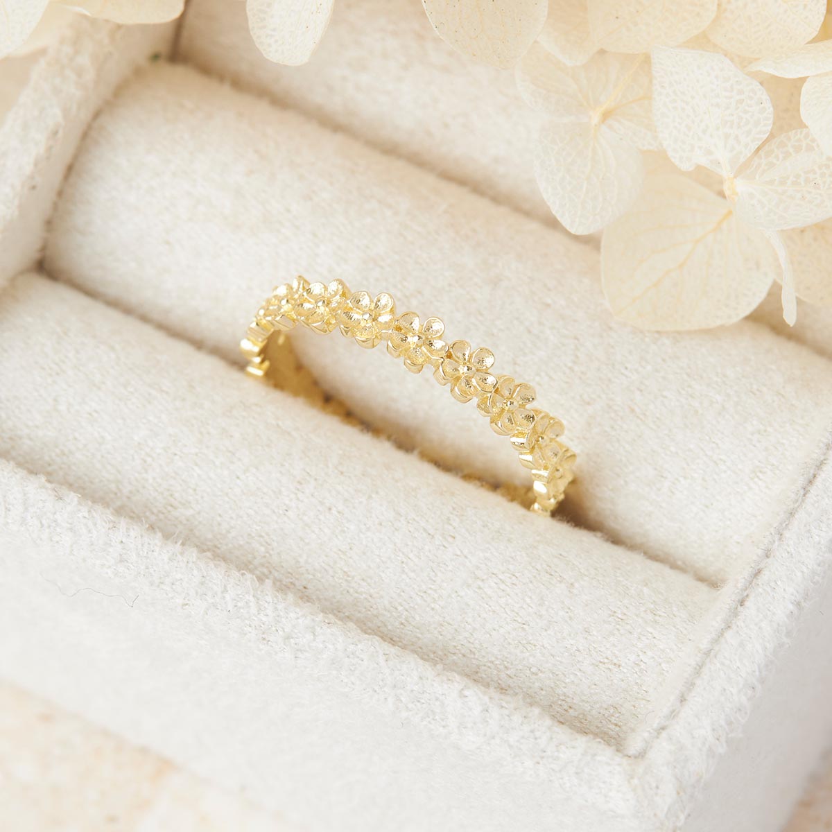 Blossom Chain Ring Gold