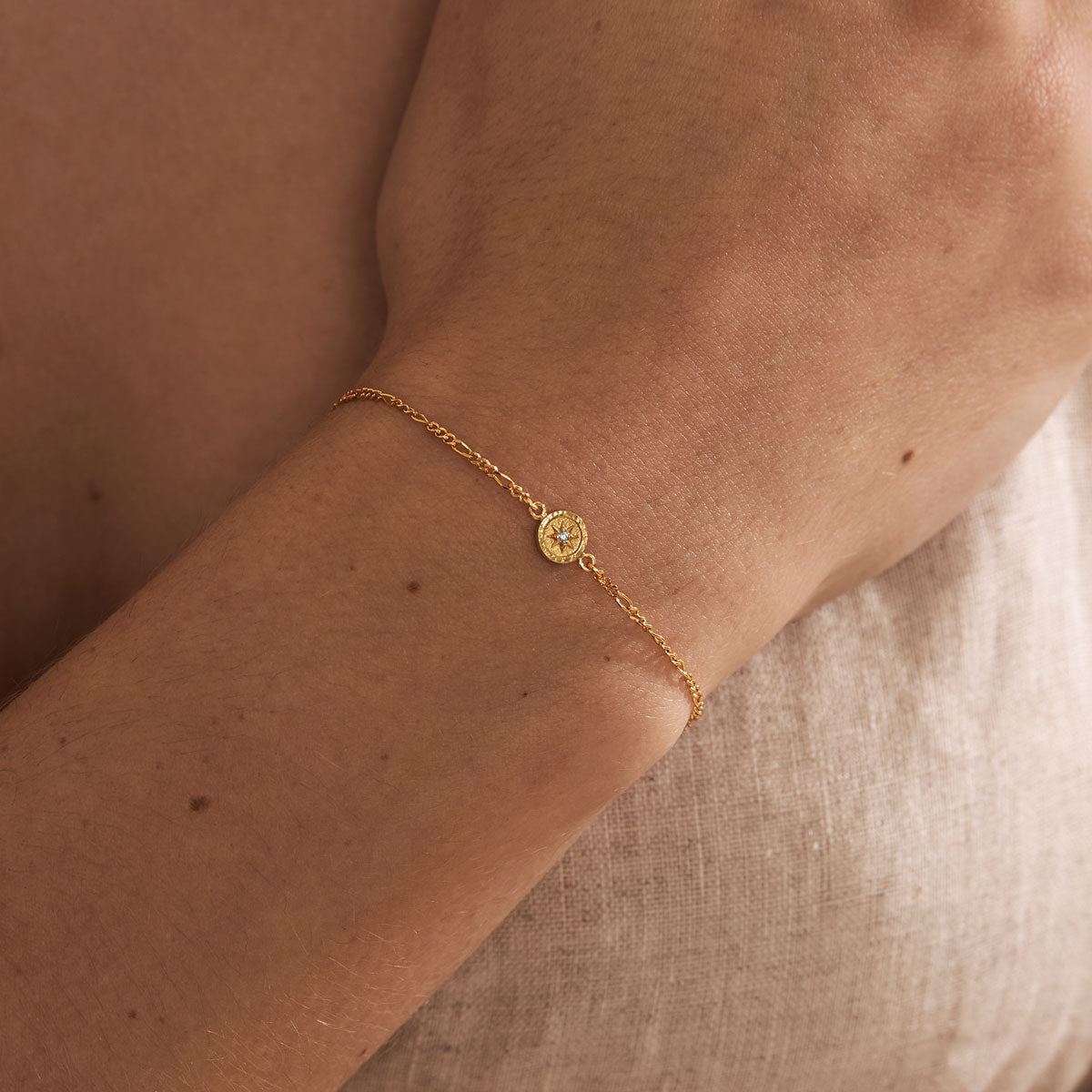 Asteria Bracelet Gold