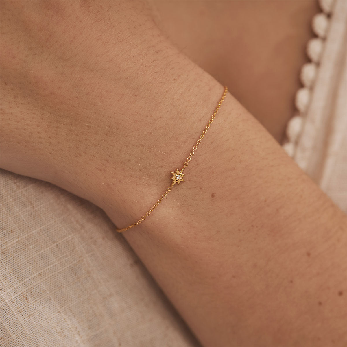 Lucida Star Bracelet Gold