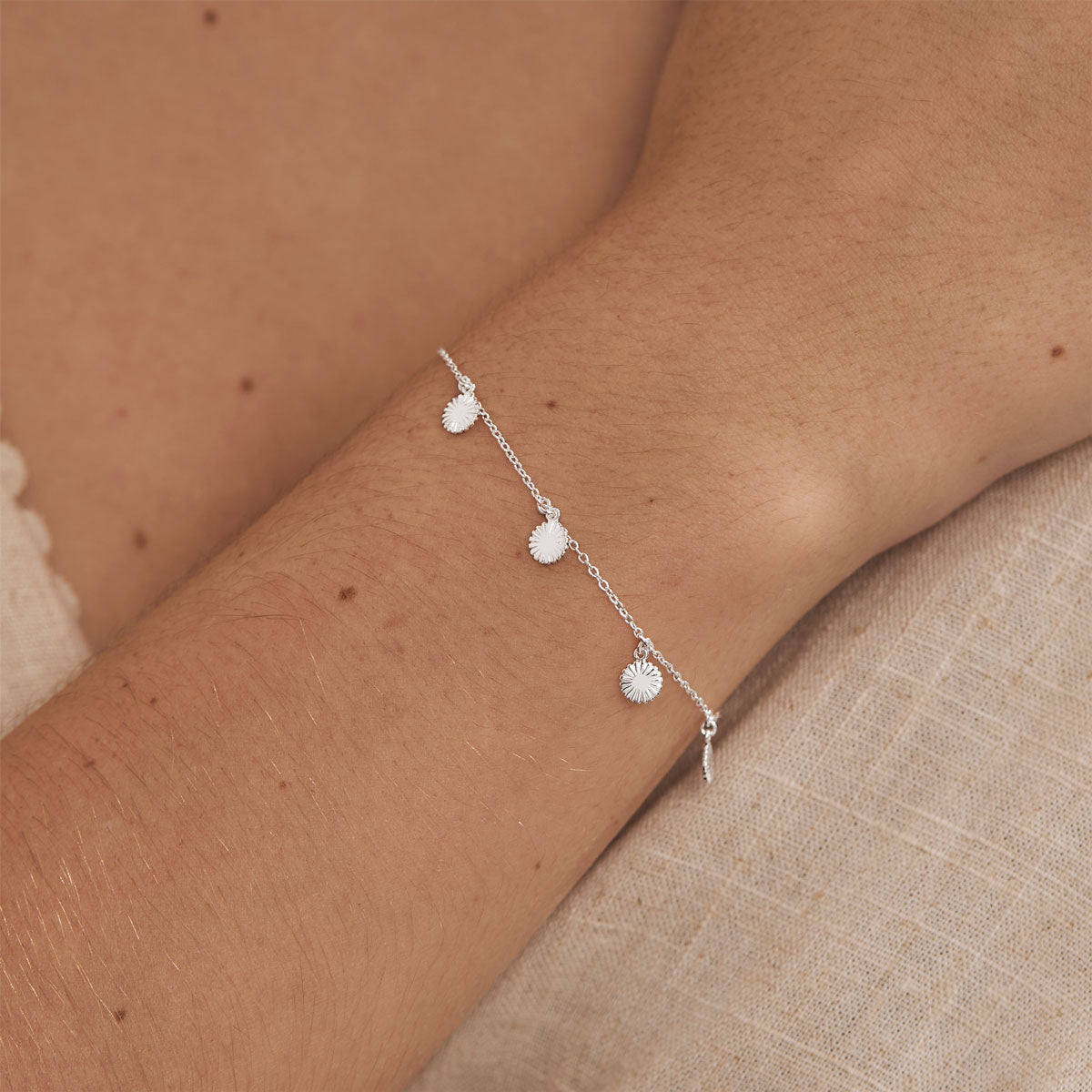 Daisy Bracelet