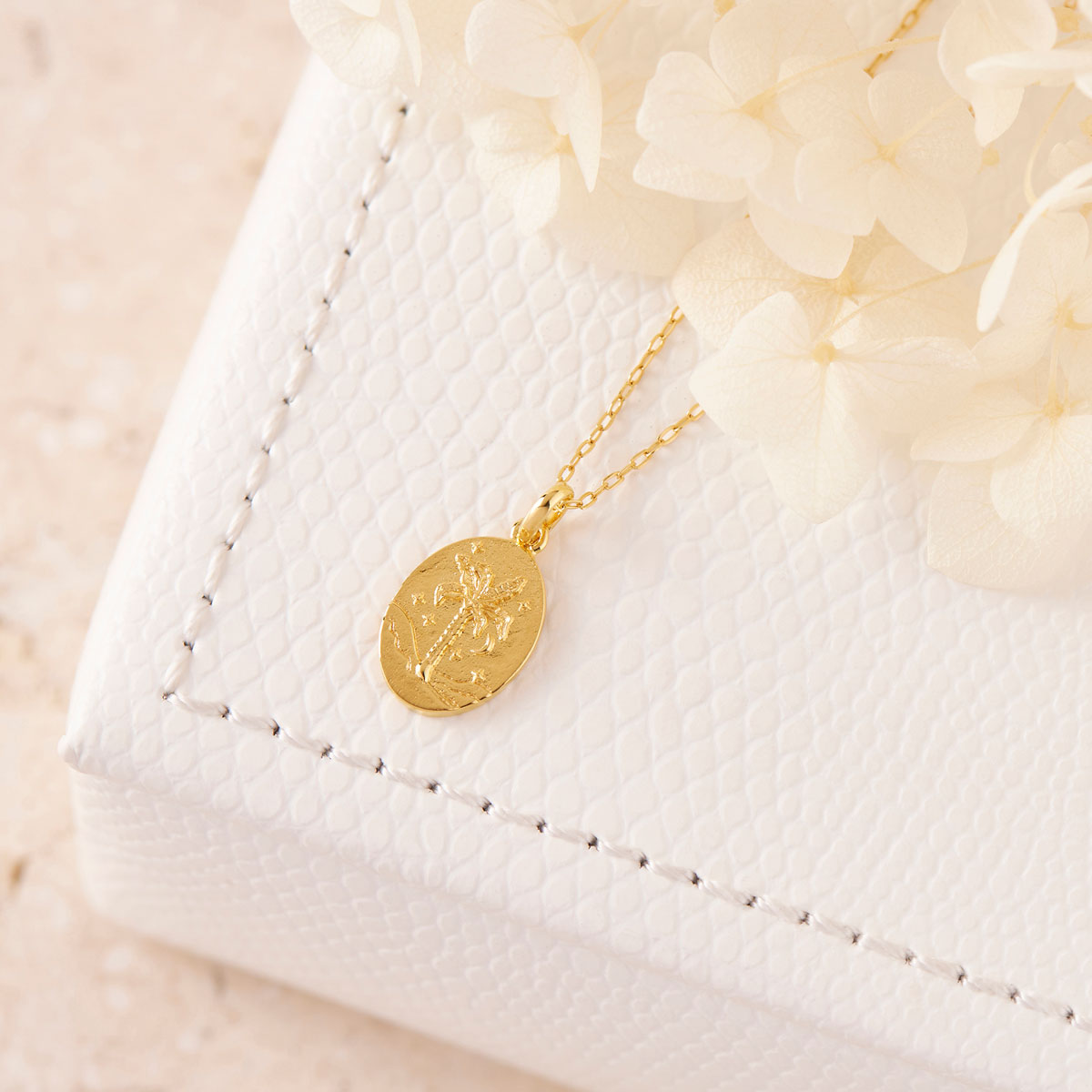 Tree Of Destiny Oval Neck Charm Gold