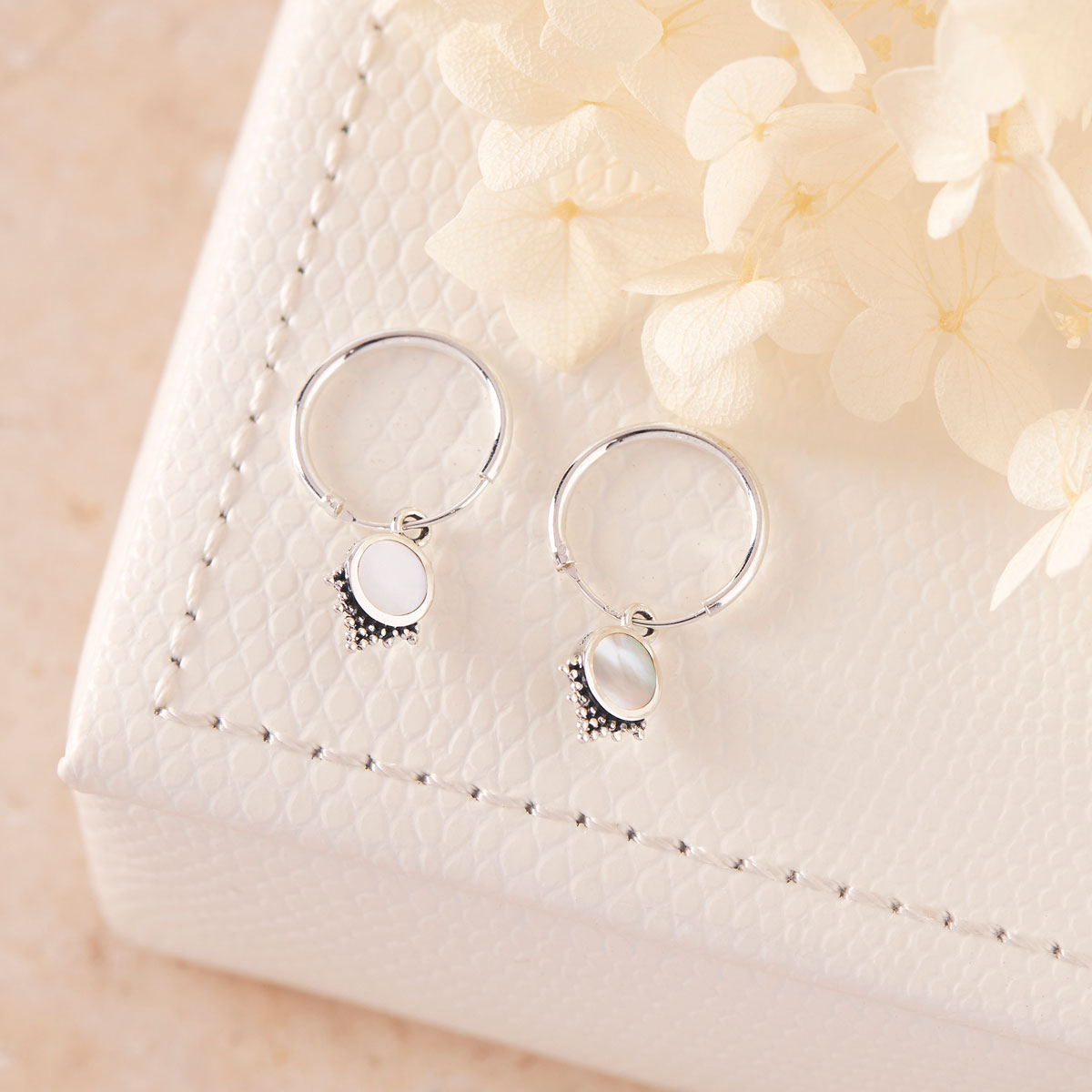 Mystic Mirror Shell Sleepers