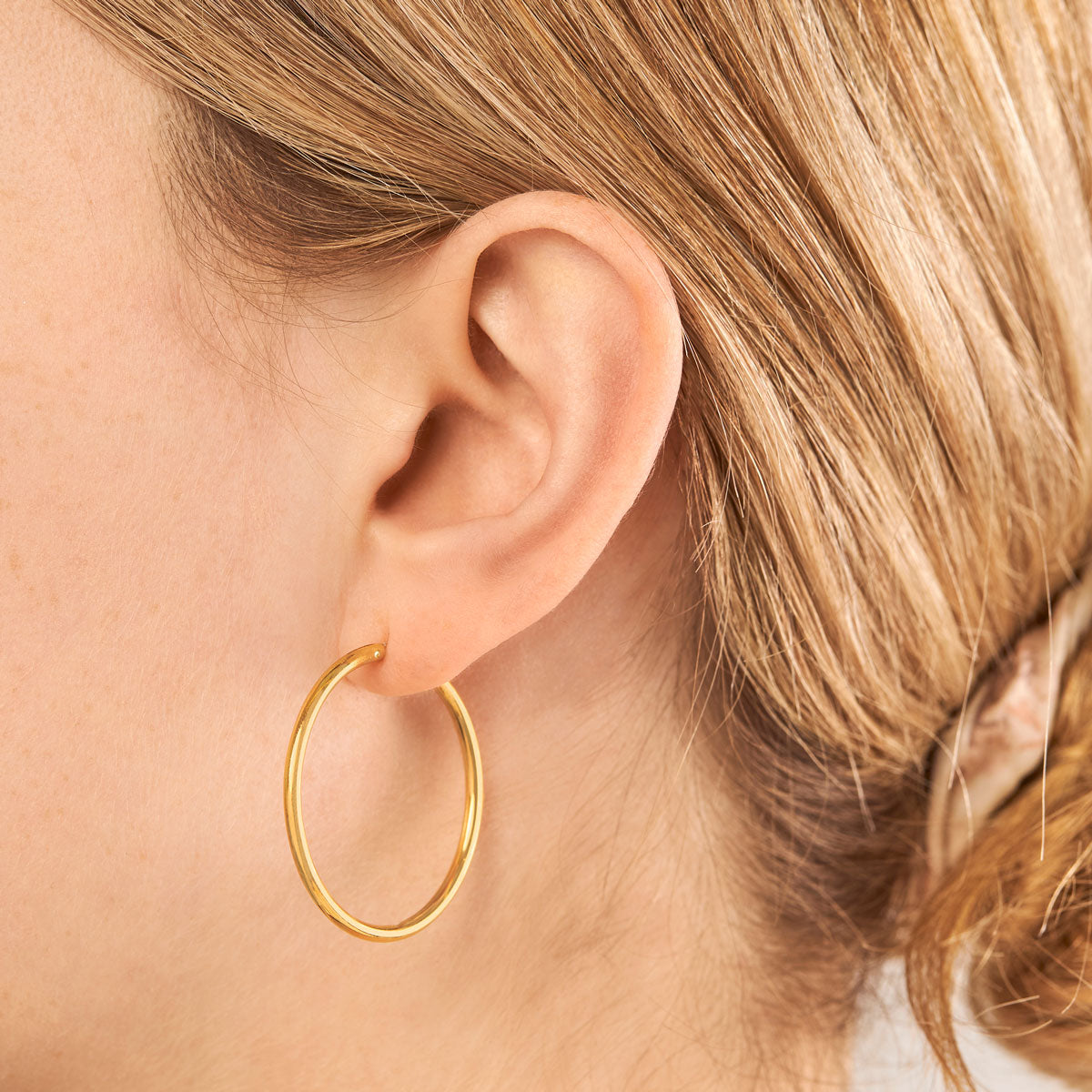 Medium Hoop Sleepers 18K Gold