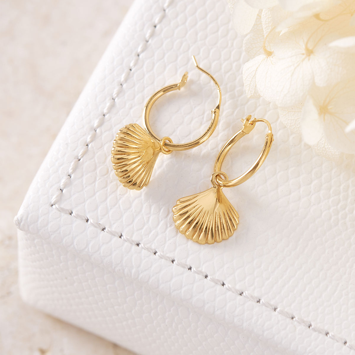 Seashell Hoops Gold