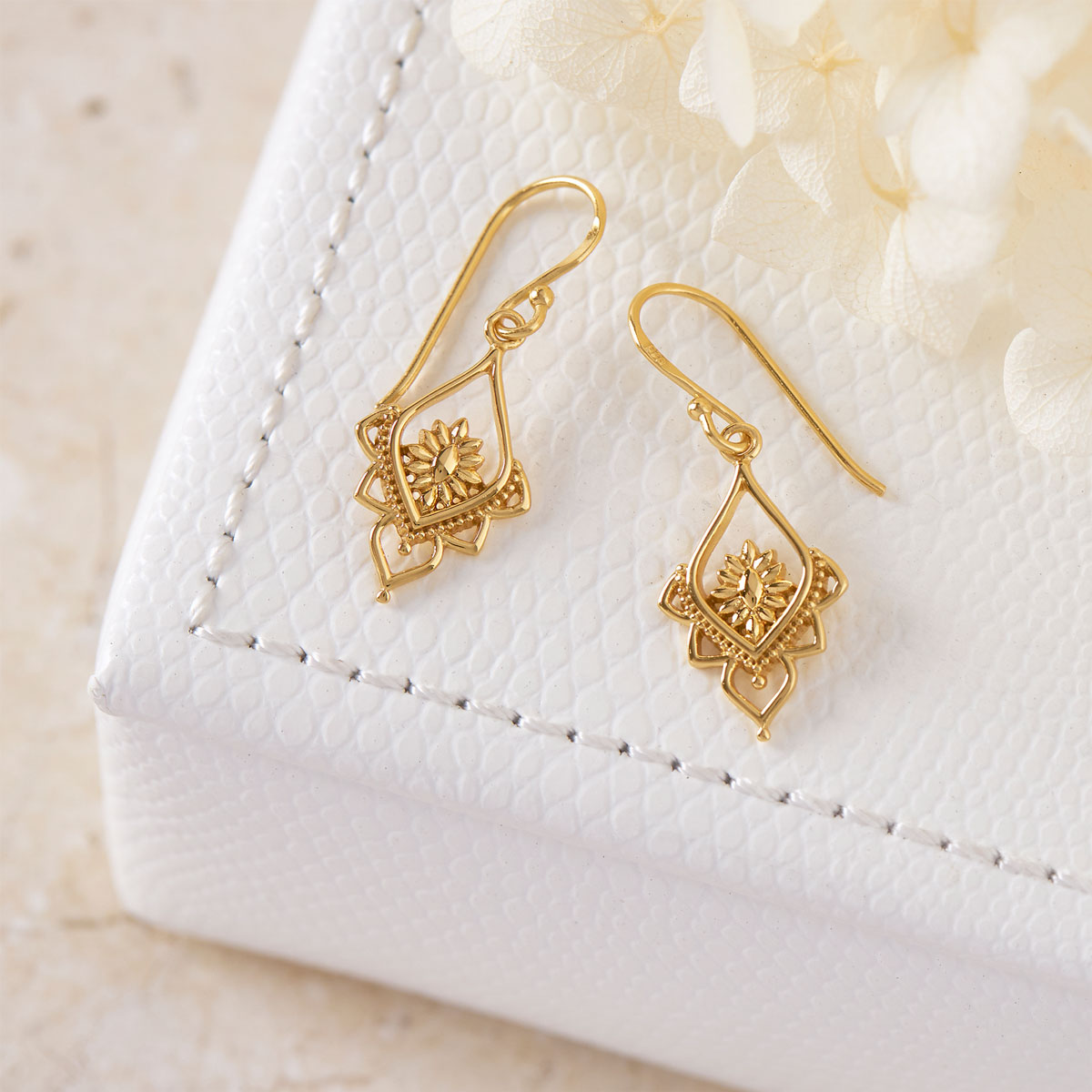 Mitra Earrings Gold