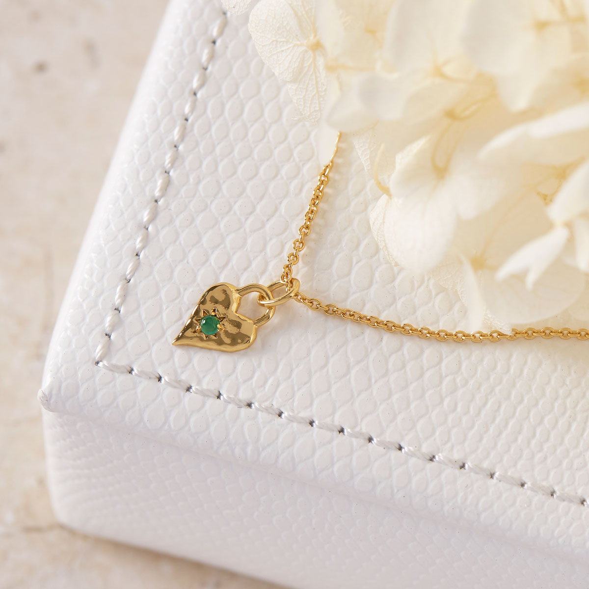 Love Heart Green Onyx Necklace 18K Gold