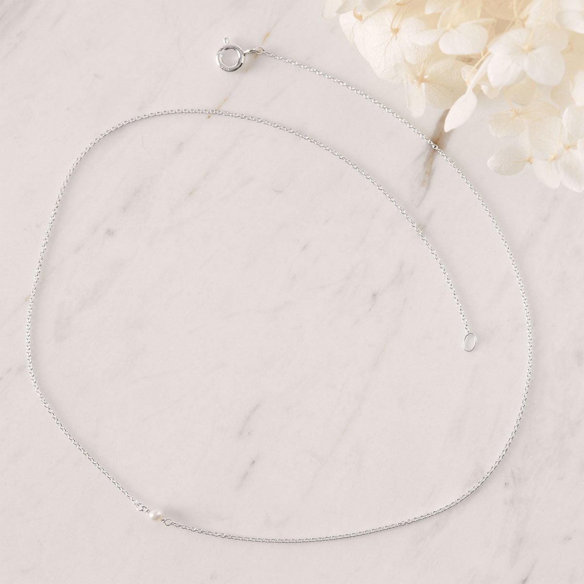 Dainty Pearl Choker Necklace