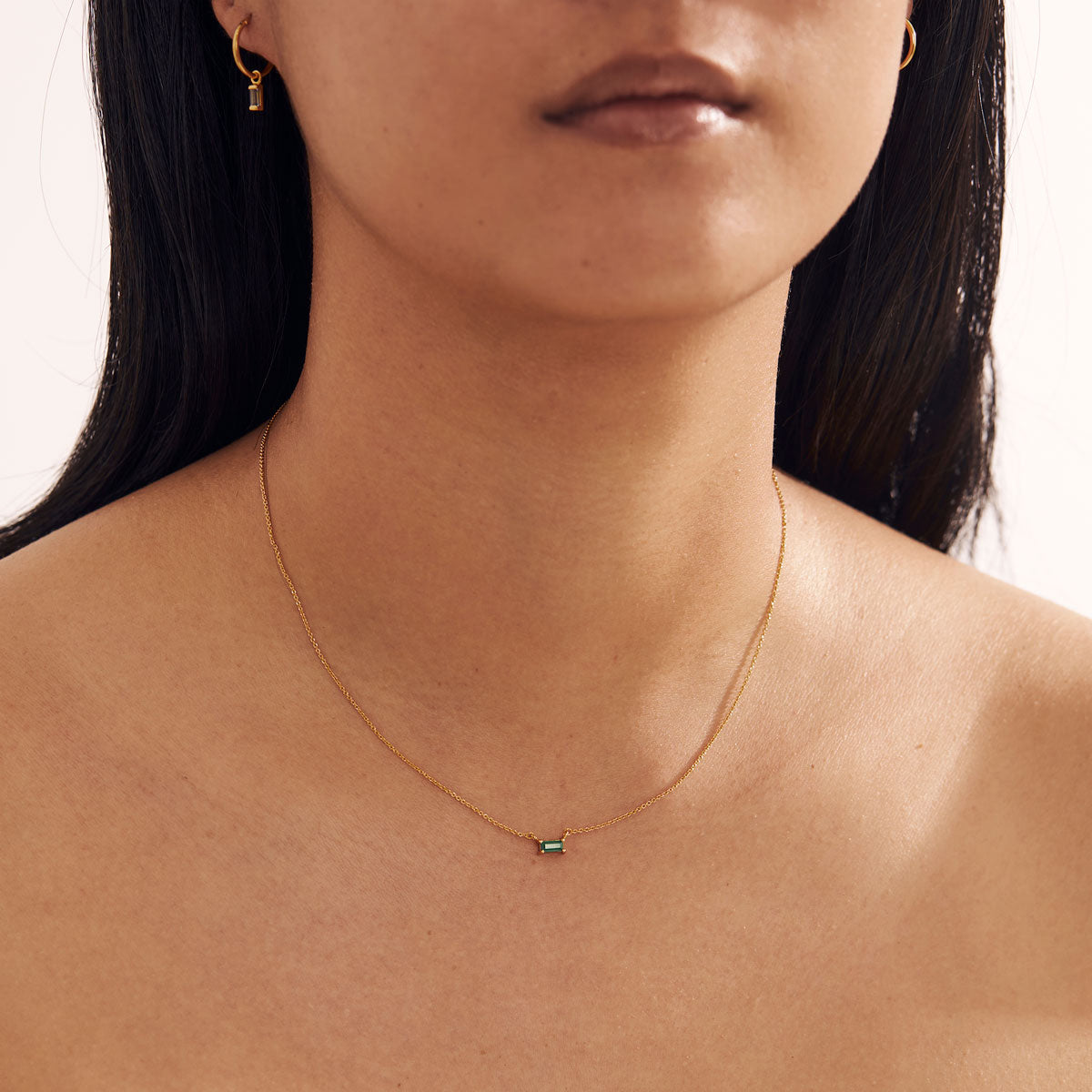 Lumen Baguette Green Onyx Necklace Gold